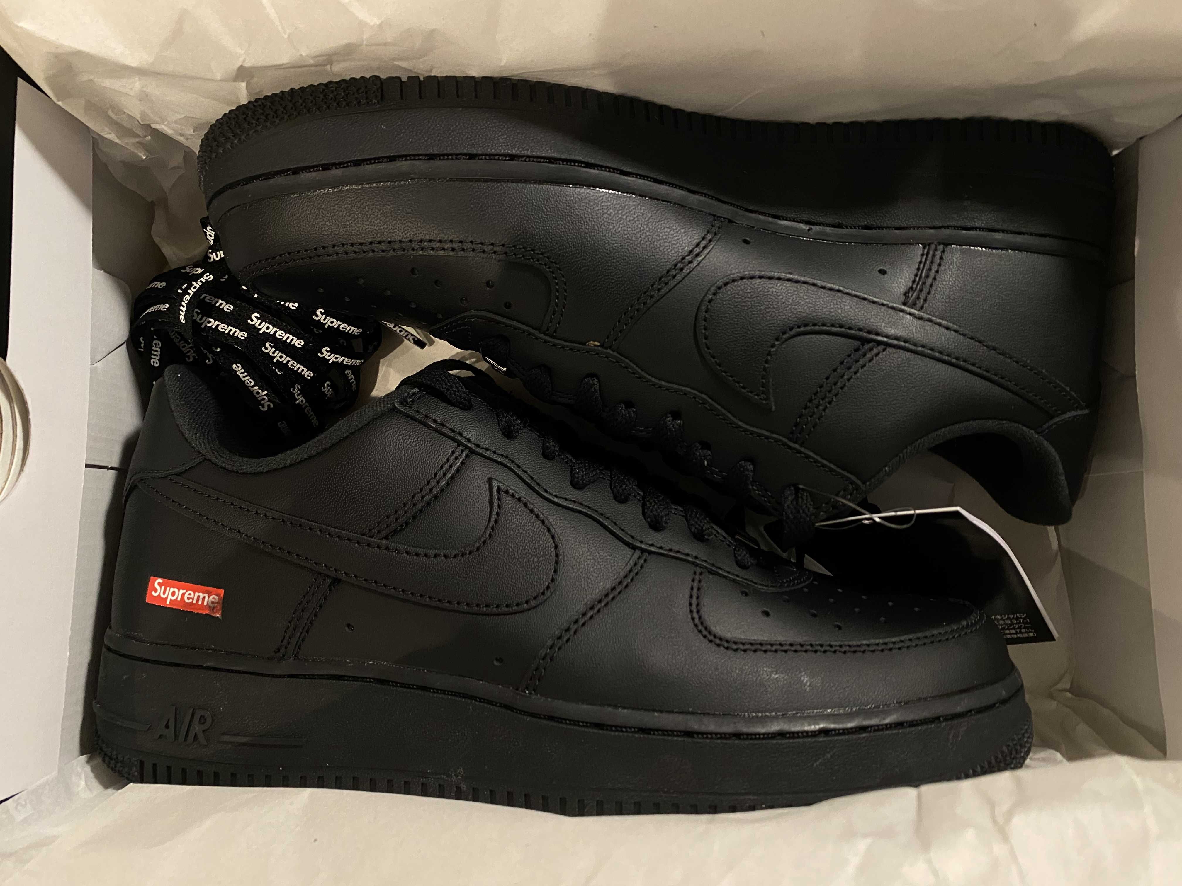 Supreme × Nike Air Force 1 Low "Black"