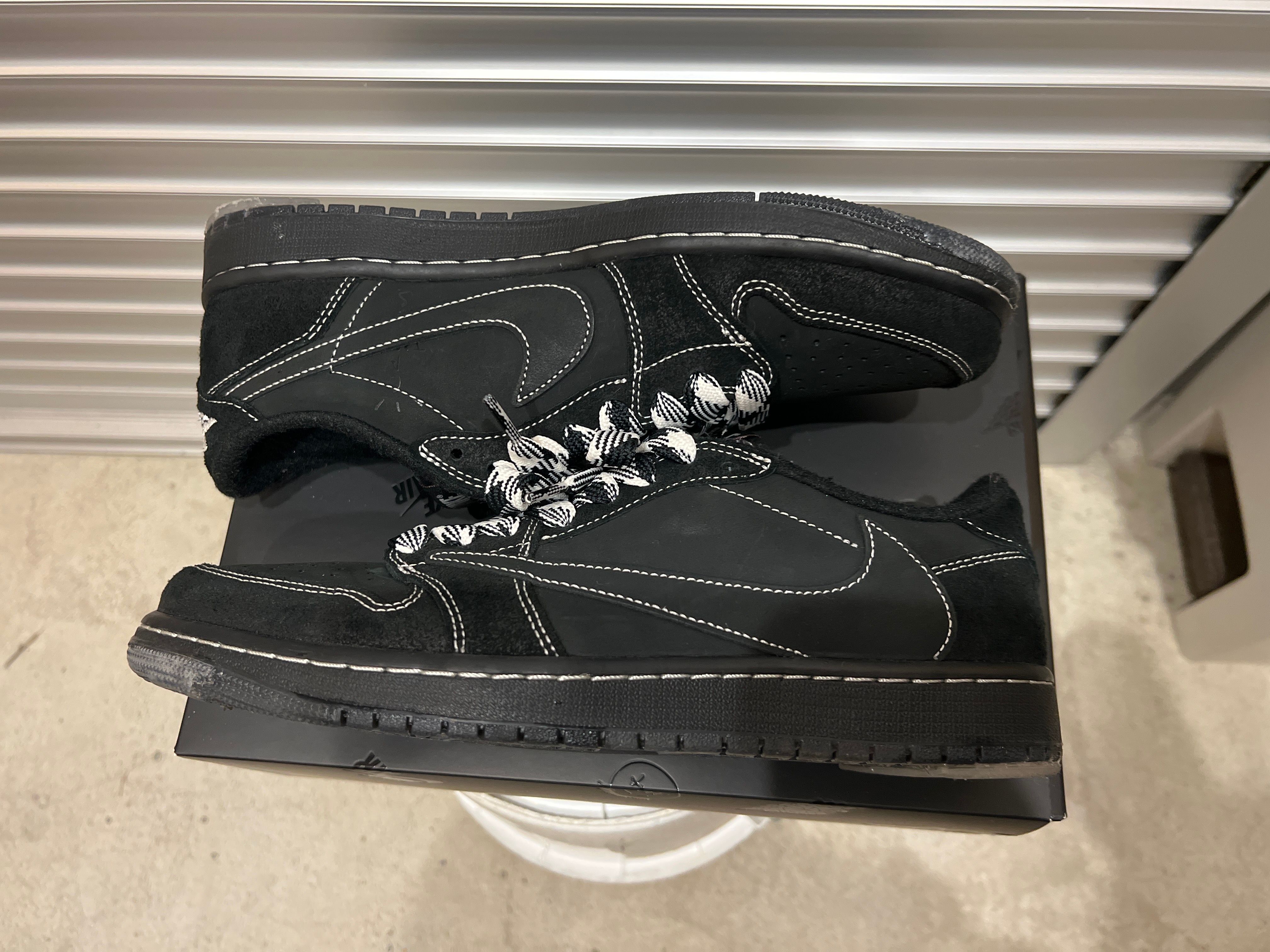 Travis Scott × Nike Air Jordan 1 Low OG SP "Black Phantom"