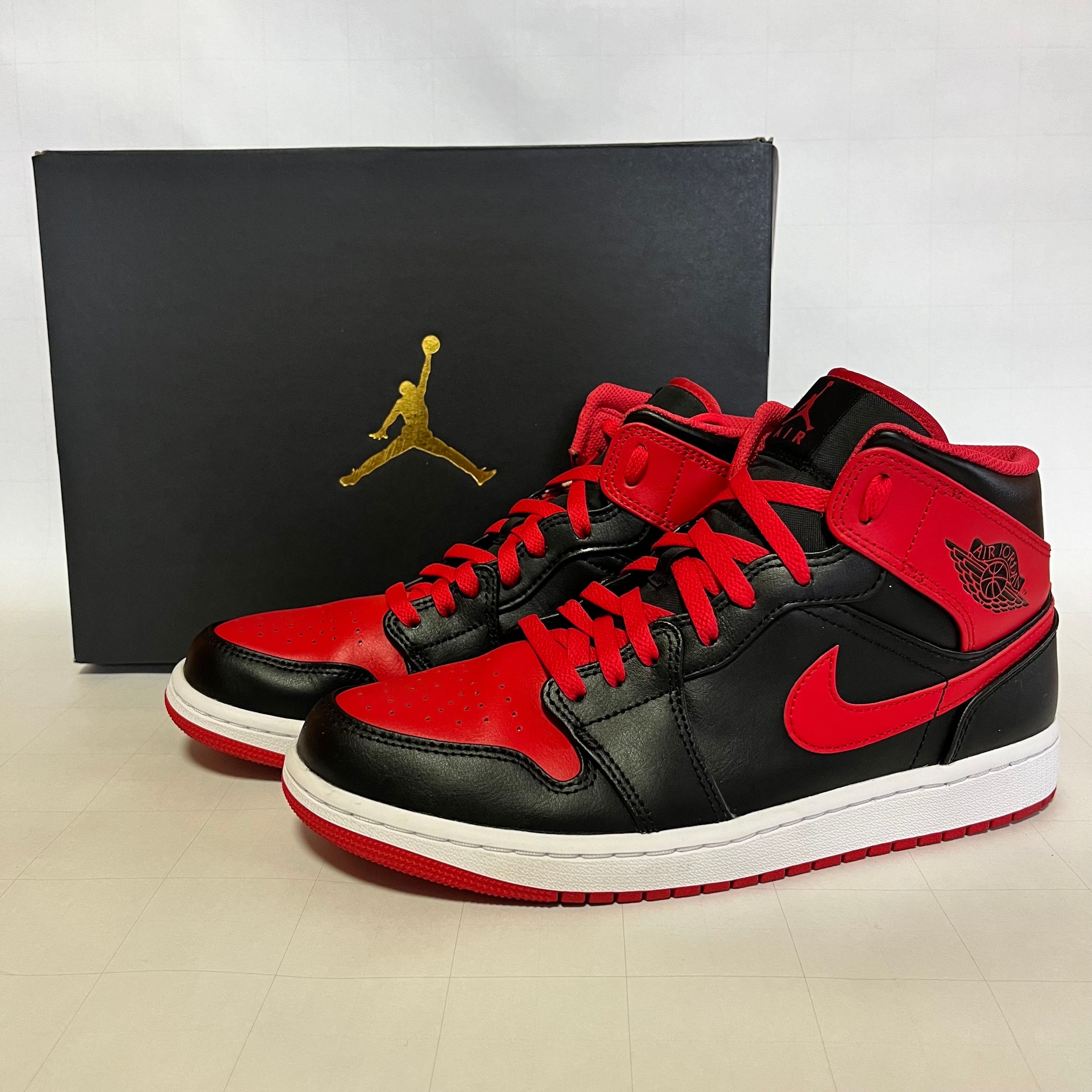 Nike Air Jordan 1 Mid "Bred Toe"