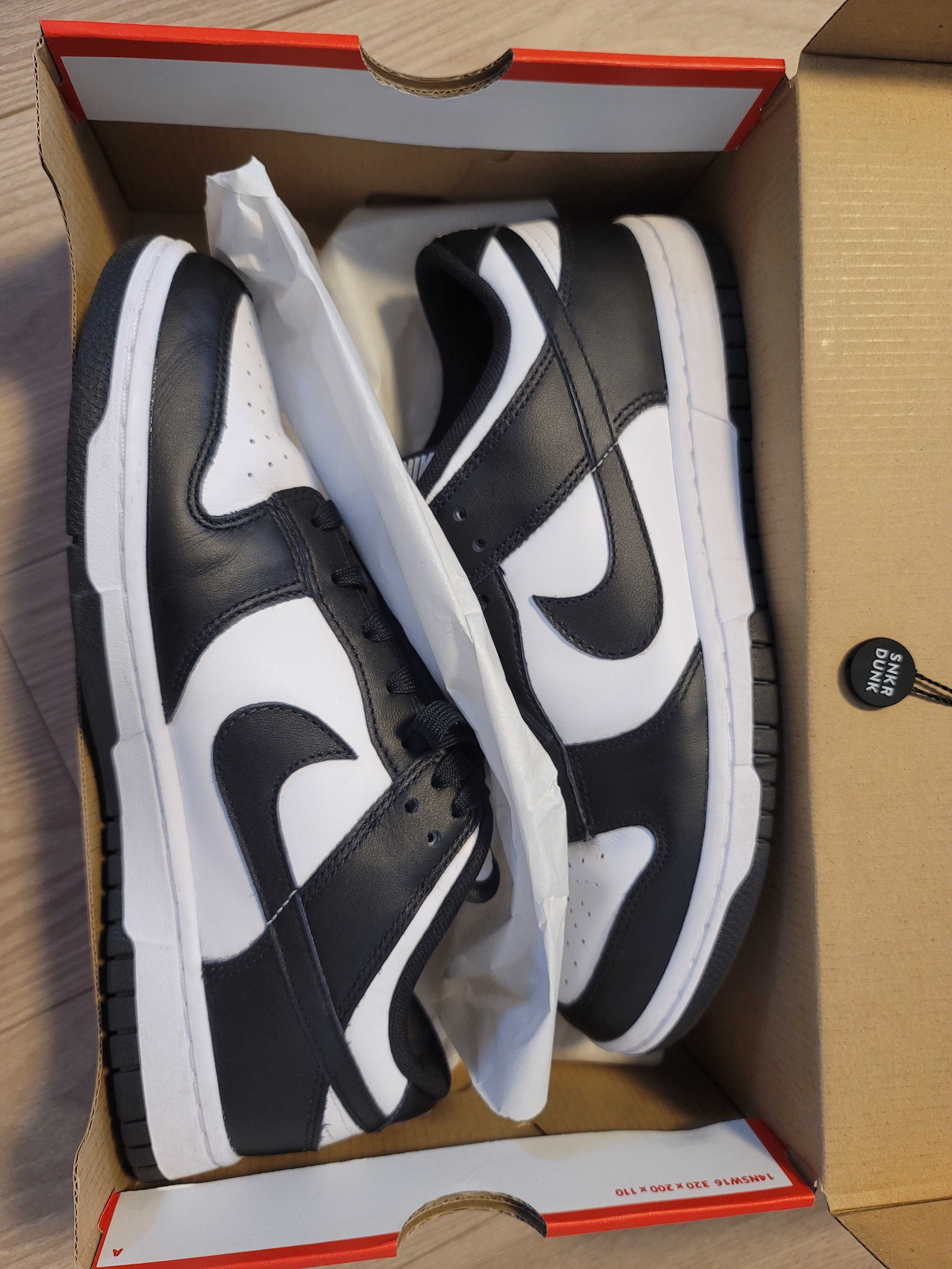 Nike Dunk Low Retro "Panda/White/Black"