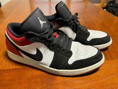 Nike Air Jordan 1 Low "Black Toe"