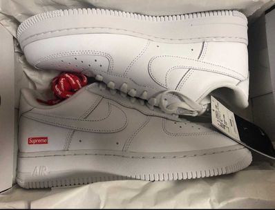 Supreme × Nike Air Force 1 Low "White"