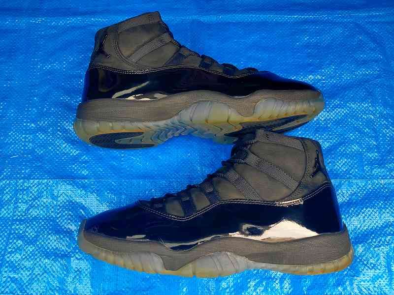 Nike Air Jordan 11 "Cap and Gown"