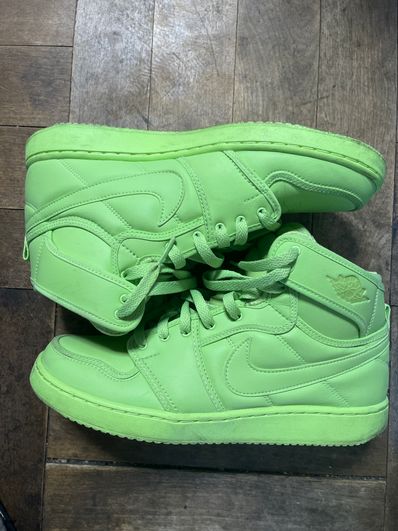 Billie Eilish × Nike Women's Air Jordan 1 High KO "Volt"