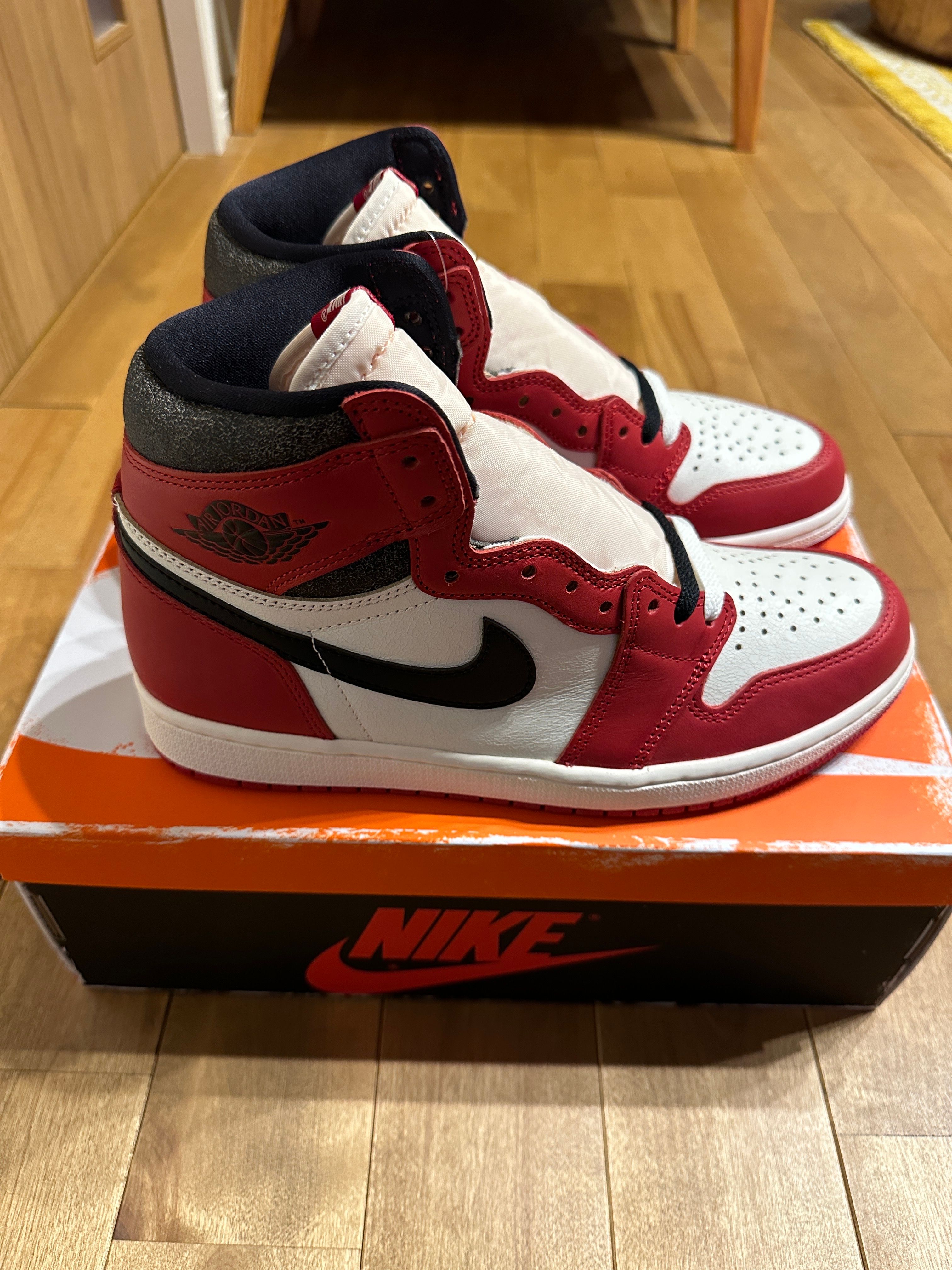 Nike Air Jordan 1 High OG "Lost & Found/Chicago"