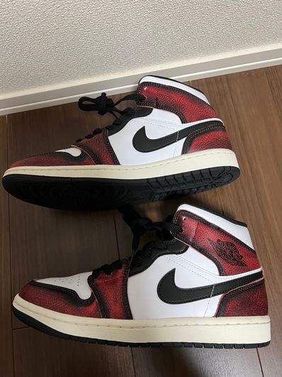 Nike Air Jordan 1 Mid "Wear Away"