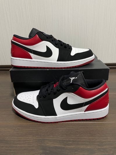 Nike Air Jordan 1 Low "Black Toe"