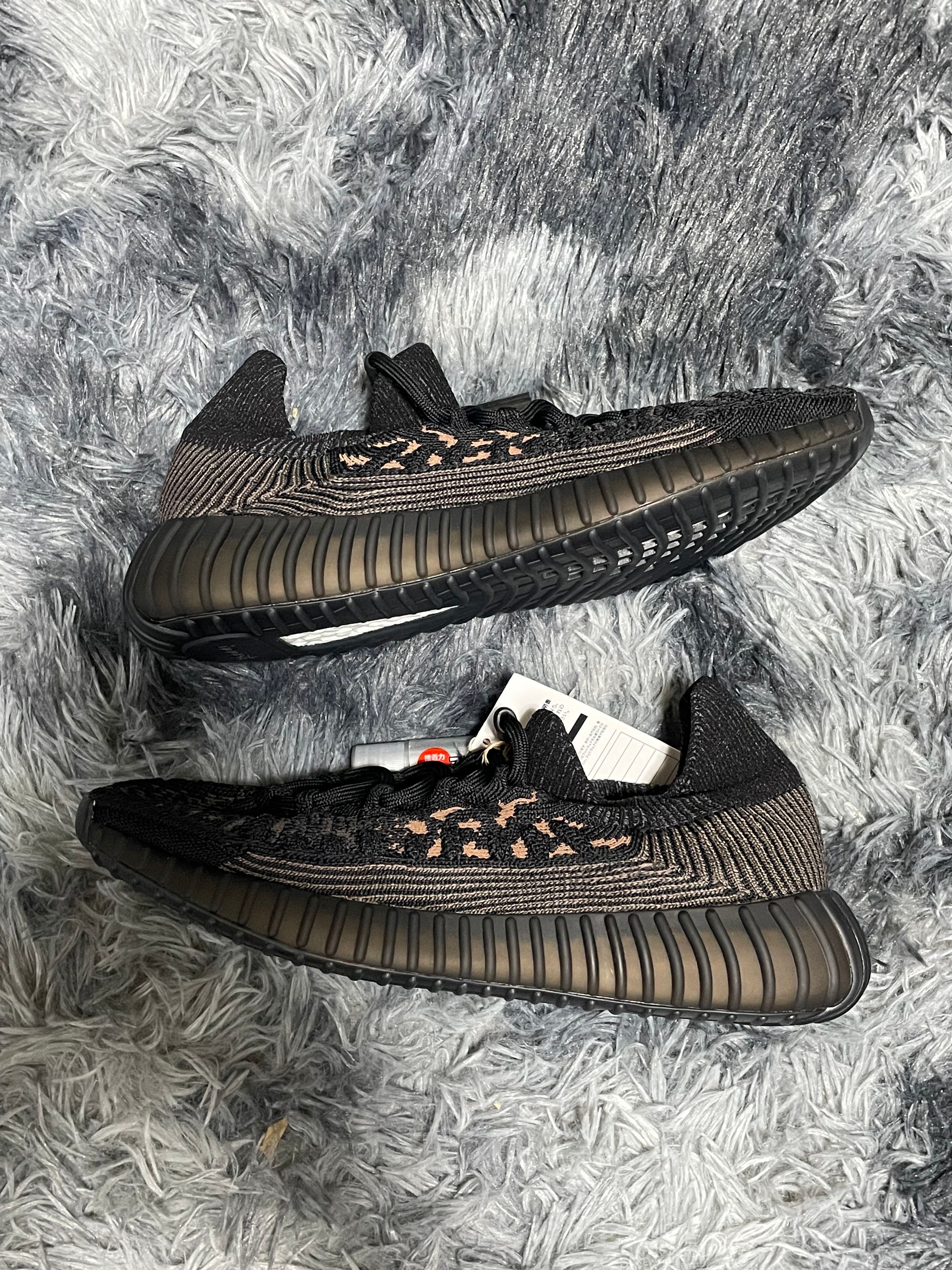 adidas YEEZY 350V2 CMPCT "Slate Carbon"