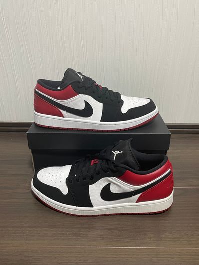Nike Air Jordan 1 Low "Black Toe"