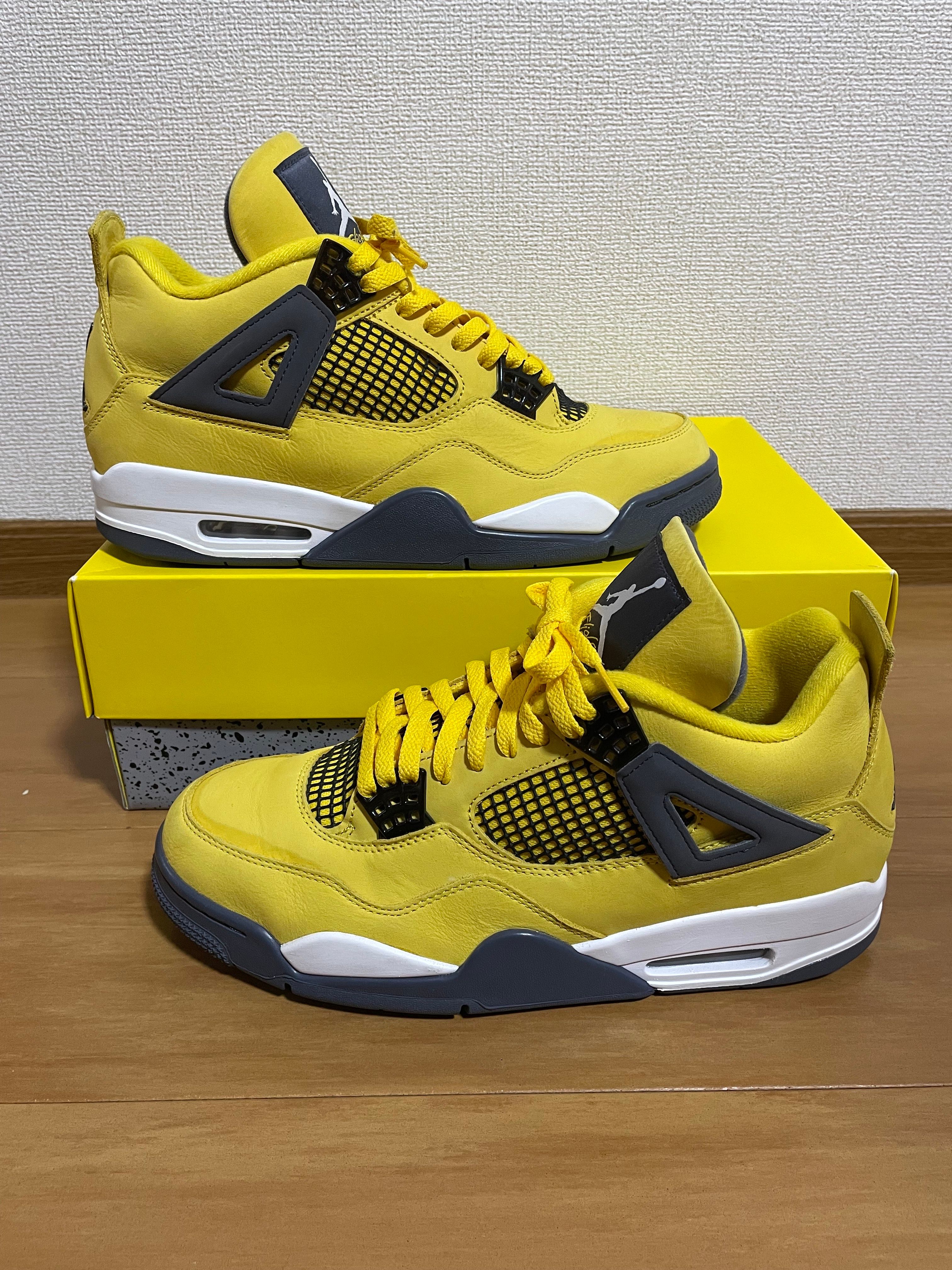 Nike Air Jordan 4 "Tour Yellow"