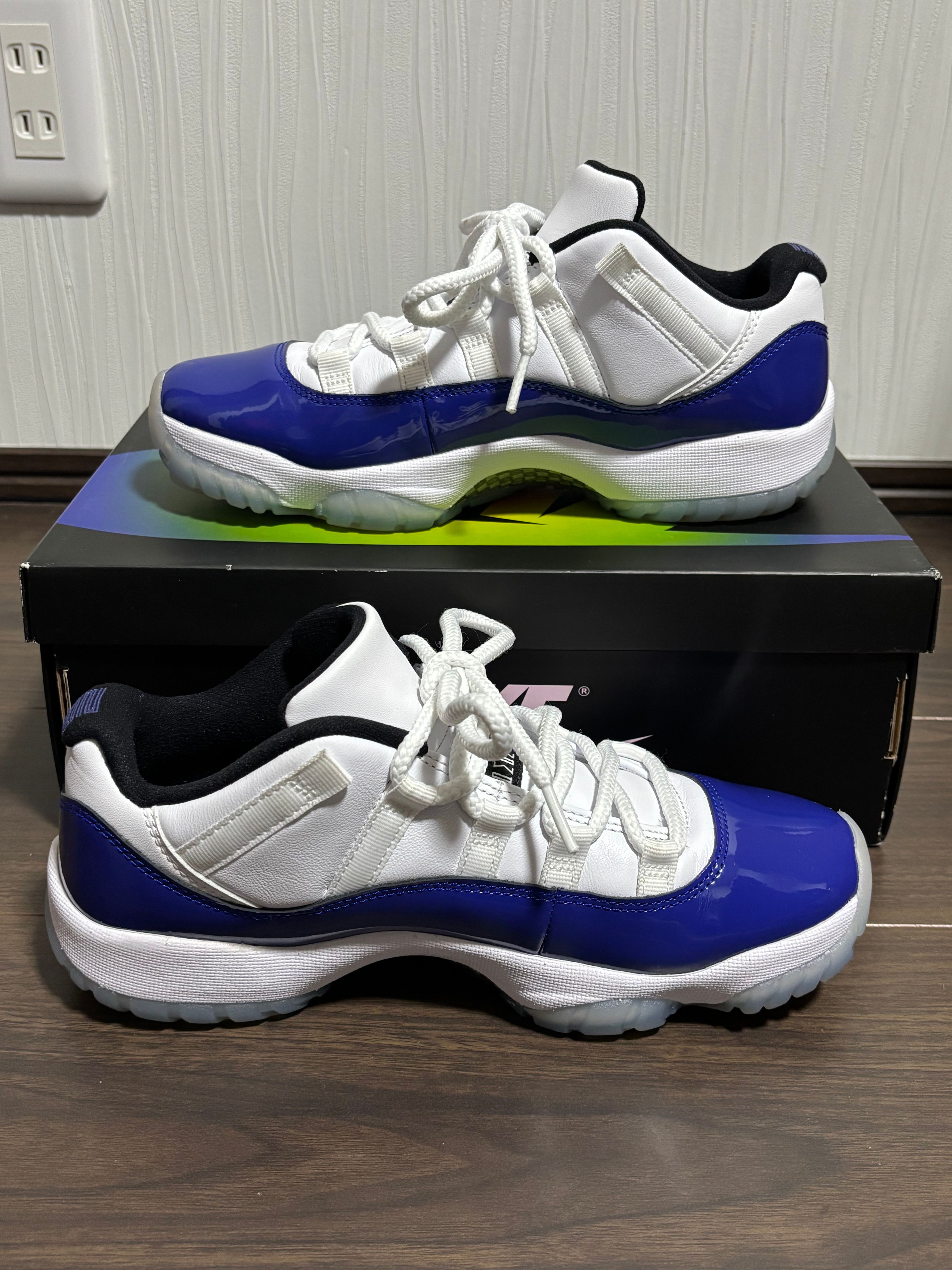 Nike Women's Air Jordan 11 Low "Concord Sketch"