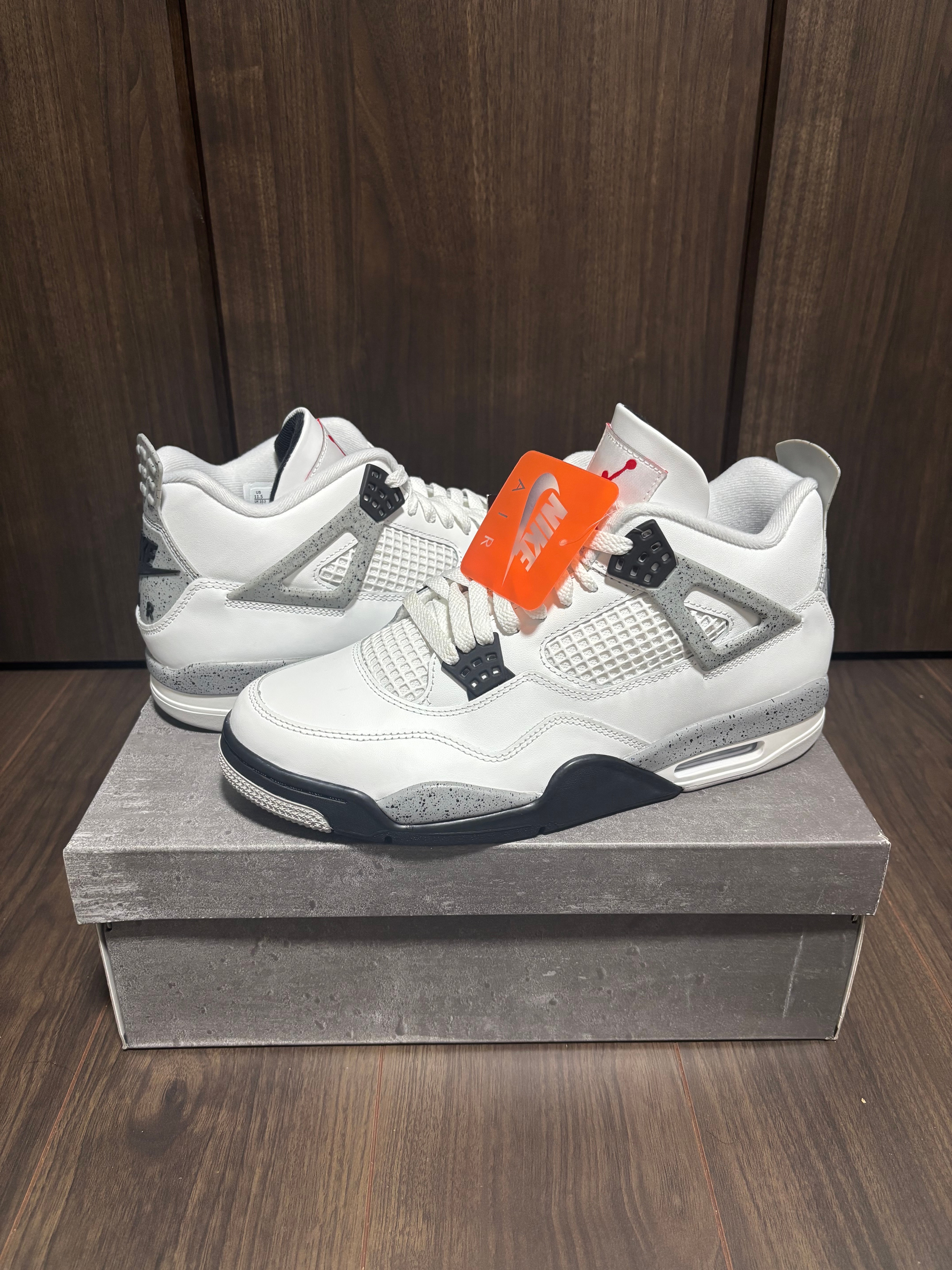 Nike Air Jordan 4 Retro "White/Cement" (2025)