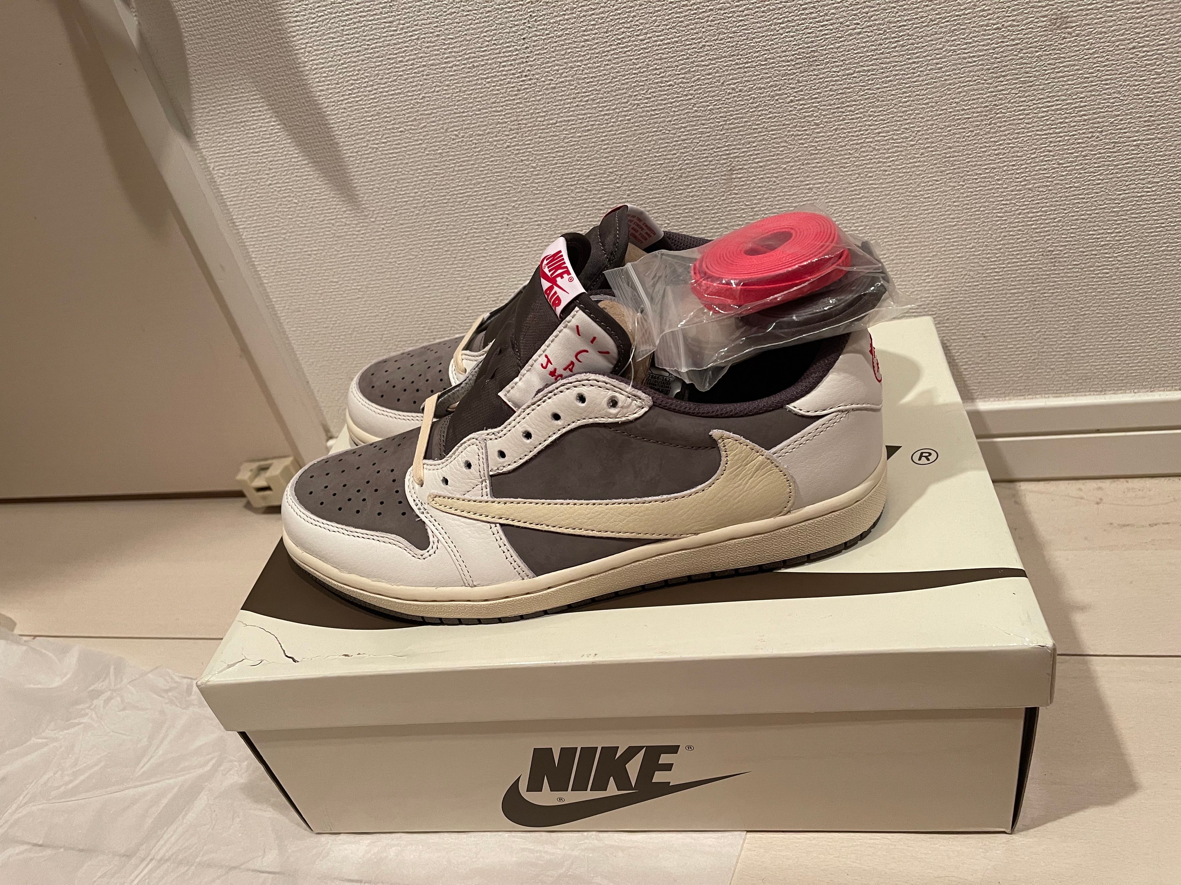 Travis Scott × Nike Air Jordan 1 Low OG SP "Reverse Mocha/Sail and Ridgerock"