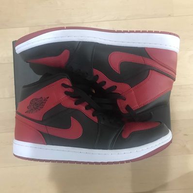 Nike Air Jordan 1 Mid "Bred"