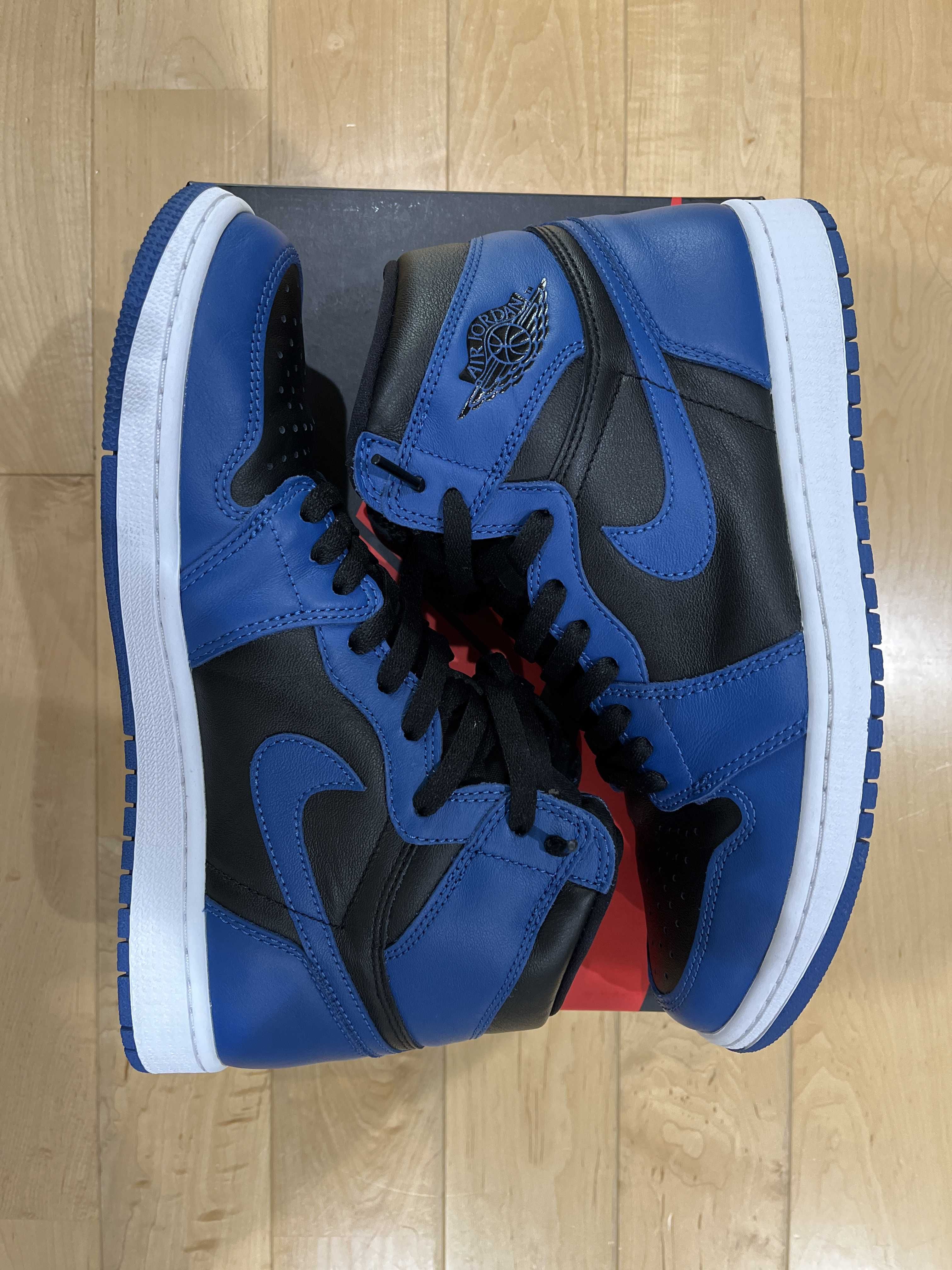 Nike Air Jordan 1 Retro High OG "Dark Marina Blue"