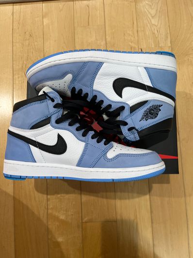Nike Air Jordan 1 High OG "University Blue"