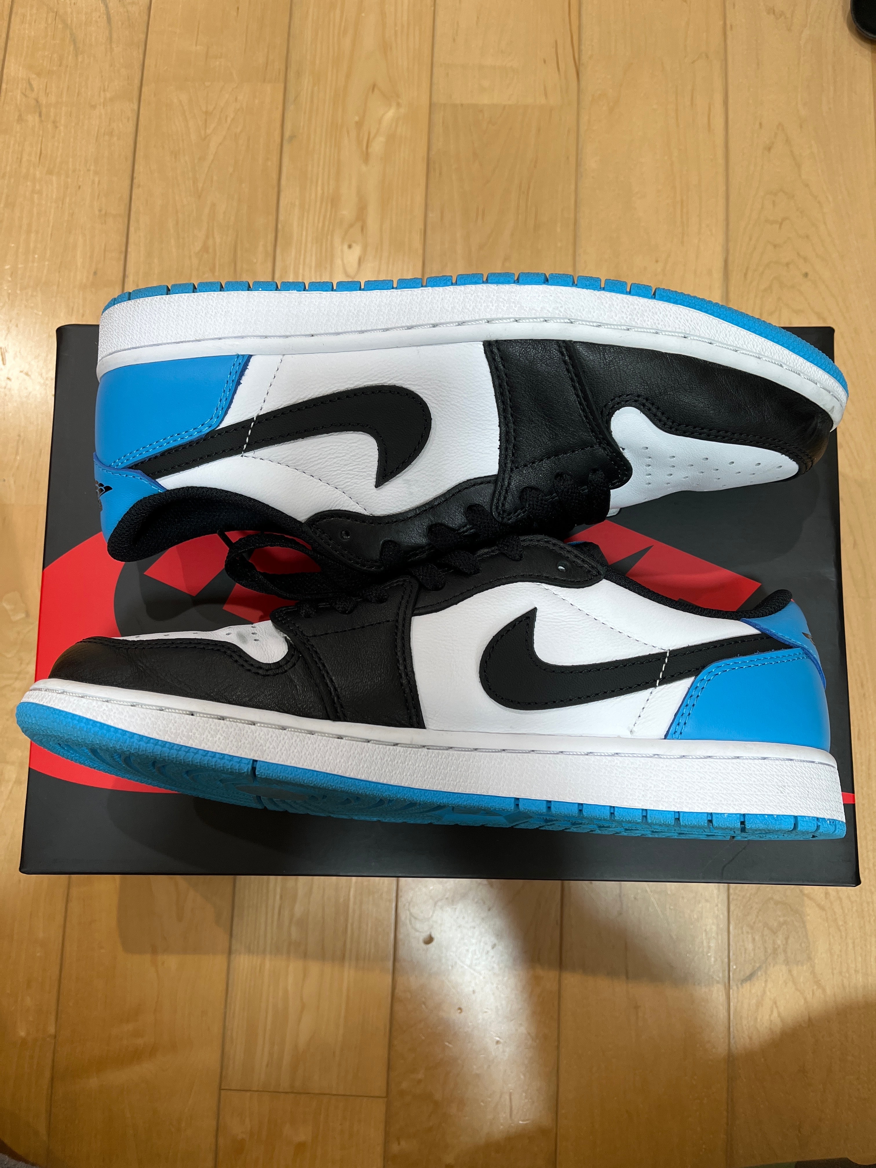 Nike Air Jordan 1 Low OG "Black and Dark Powder Blue/UNC"