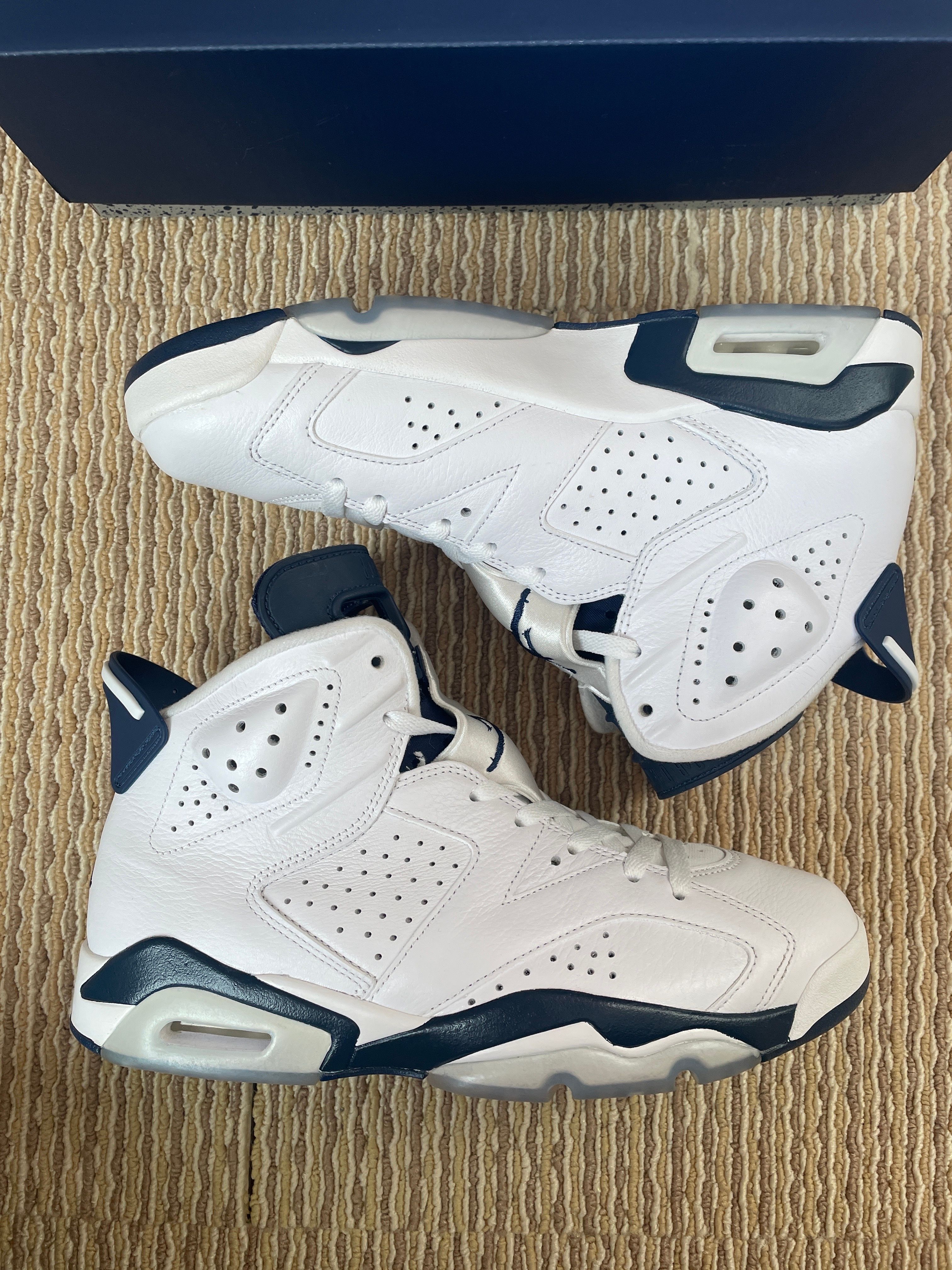 Nike Air Jordan 6 "Midnight Navy"(2022)