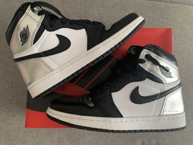 Nike Women's Air Jordan 1 Retro High OG "Silver Toe"