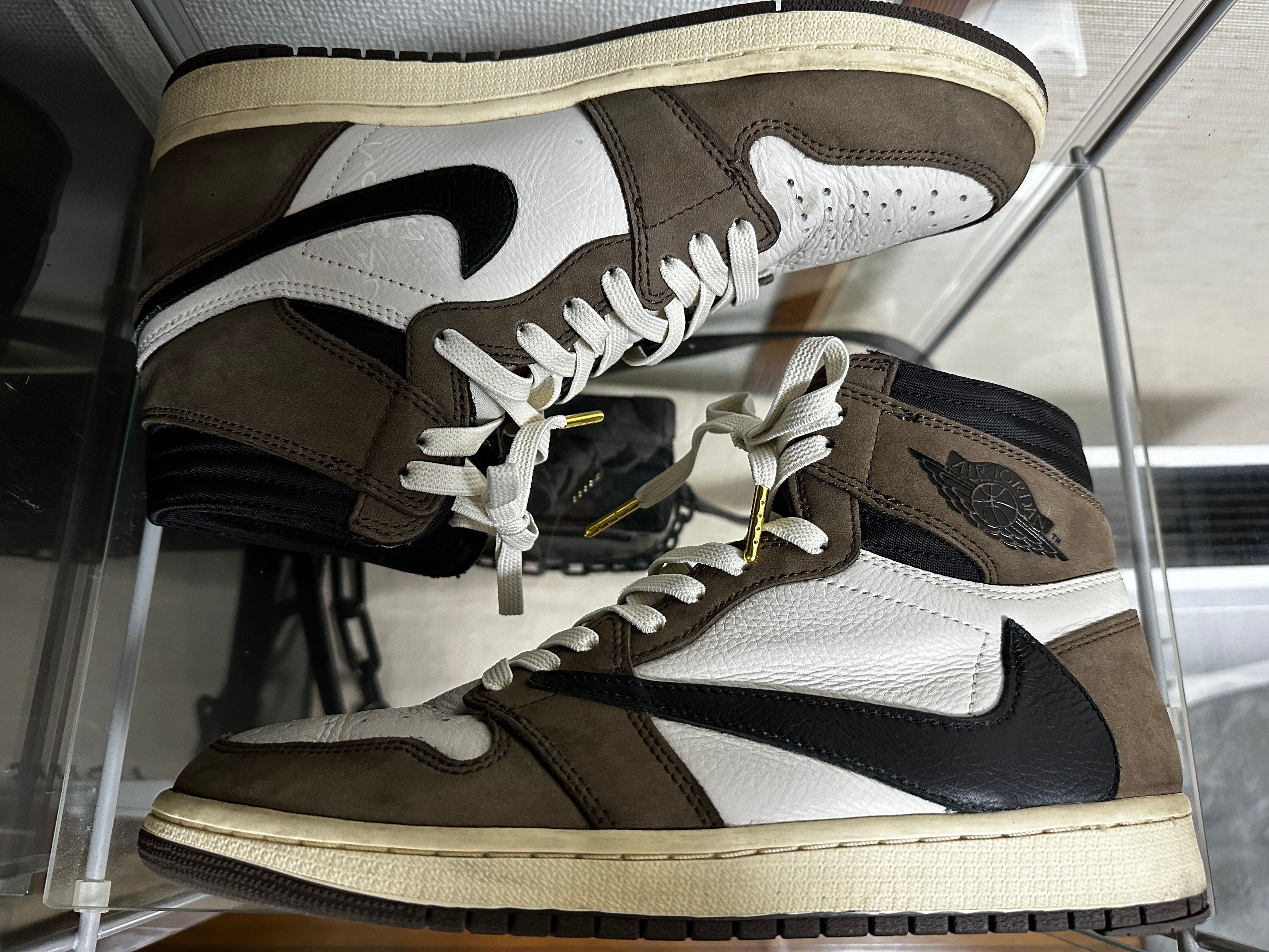 Travis Scott × Nike Air Jordan 1 Retro High OG TS SP "Sail/Dark Mocha"