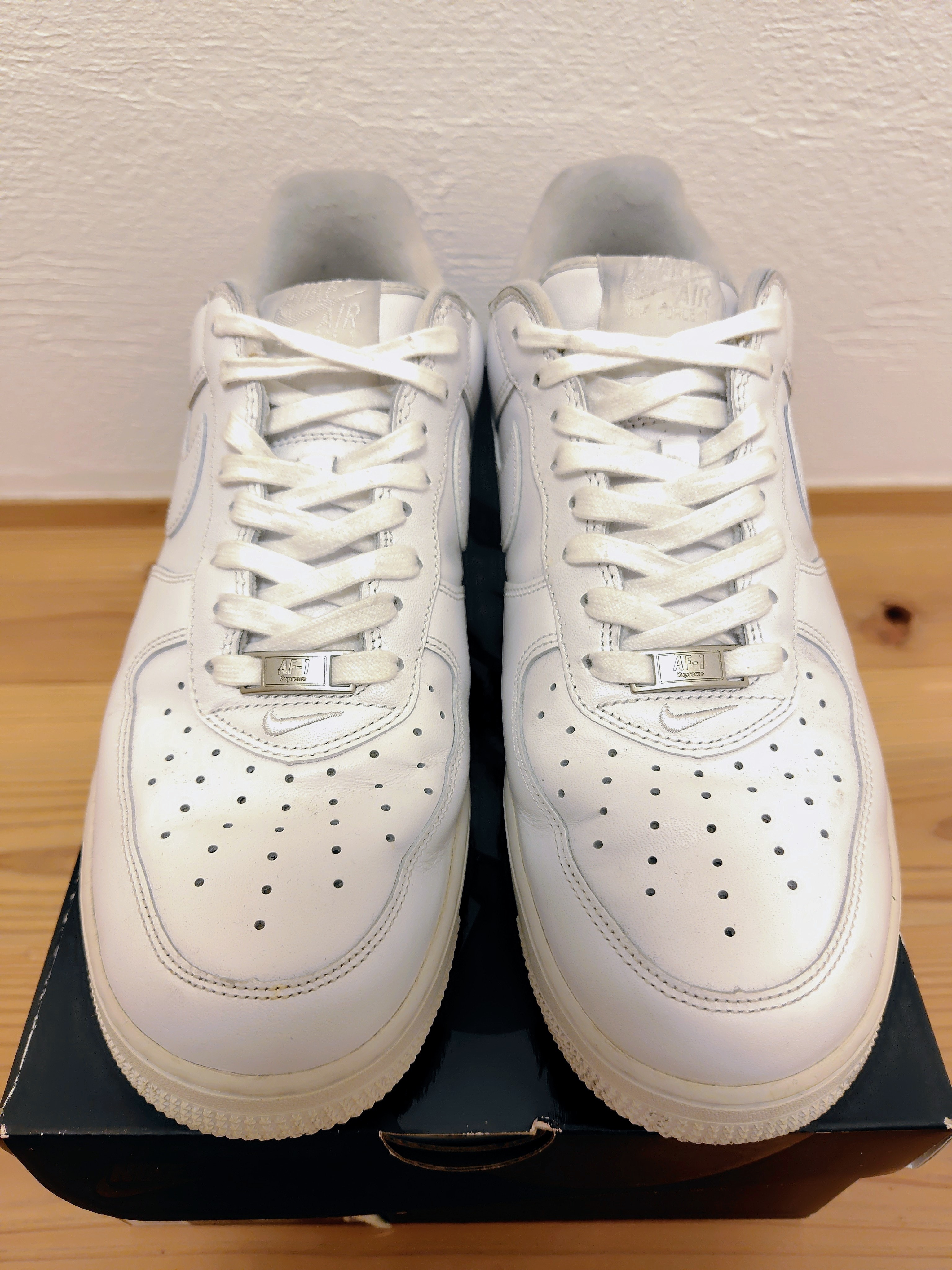 Supreme × Nike Air Force 1 Low "White"