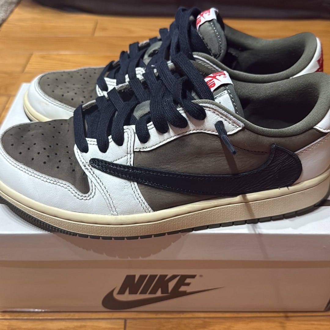 Travis Scott × Nike Air Jordan 1 Low OG SP "Reverse Olive"
