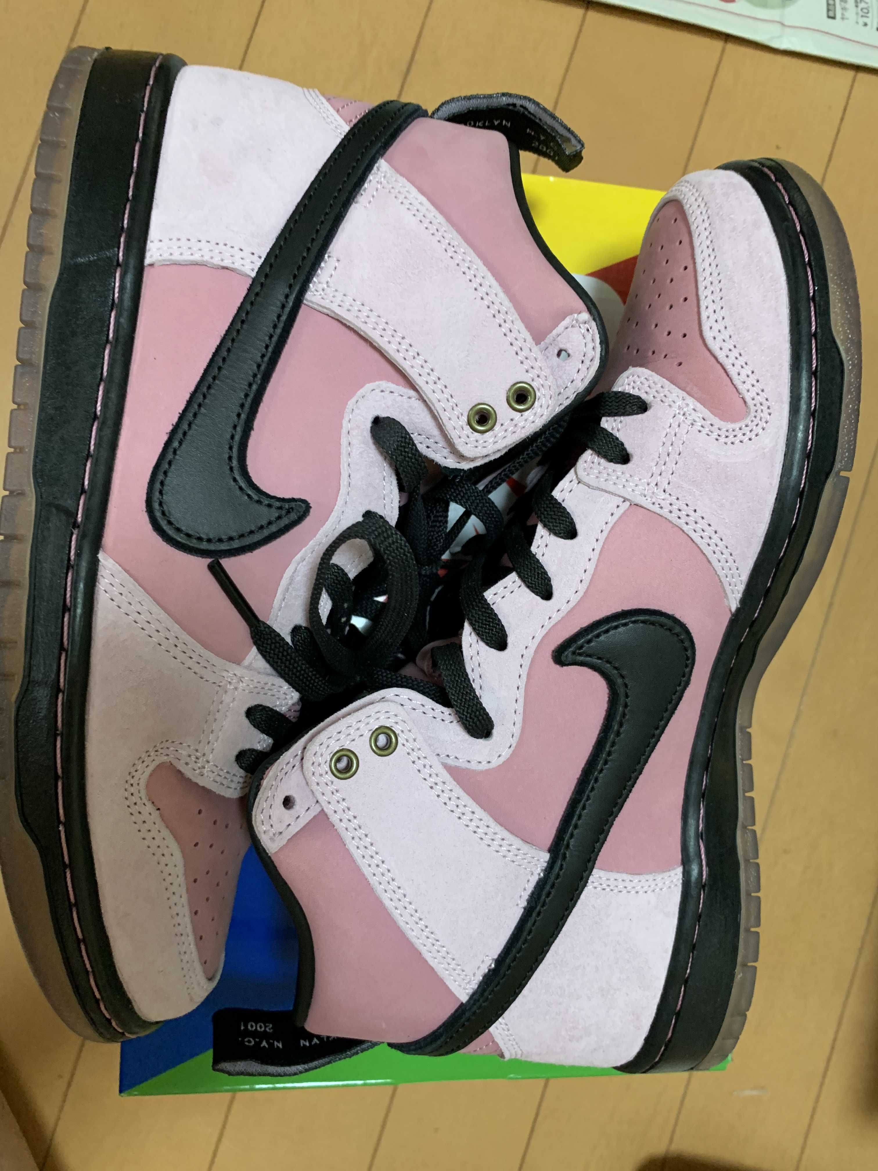 KCDC Brooklyn Skateshop × Nike SB Dunk High "Pink/Black"