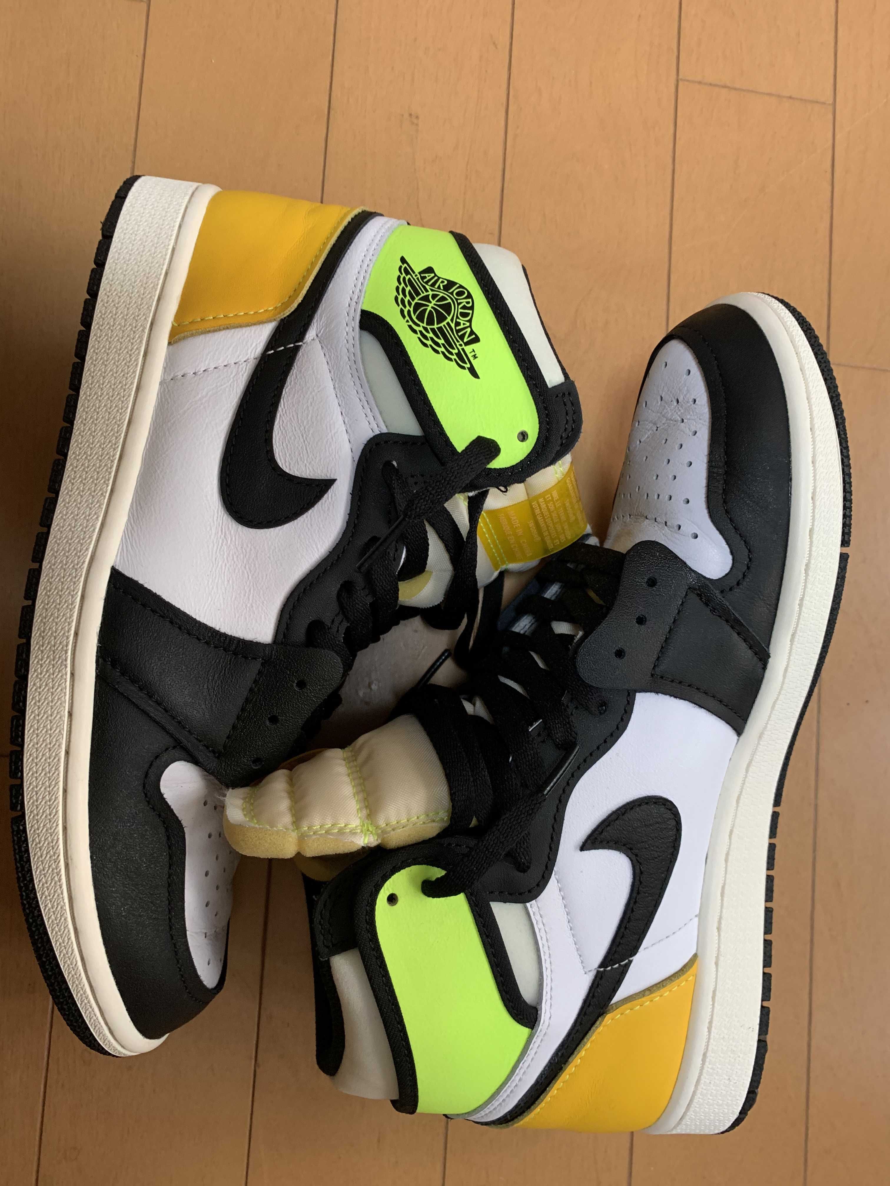 Nike Air Jordan 1 High OG "Volt Gold"