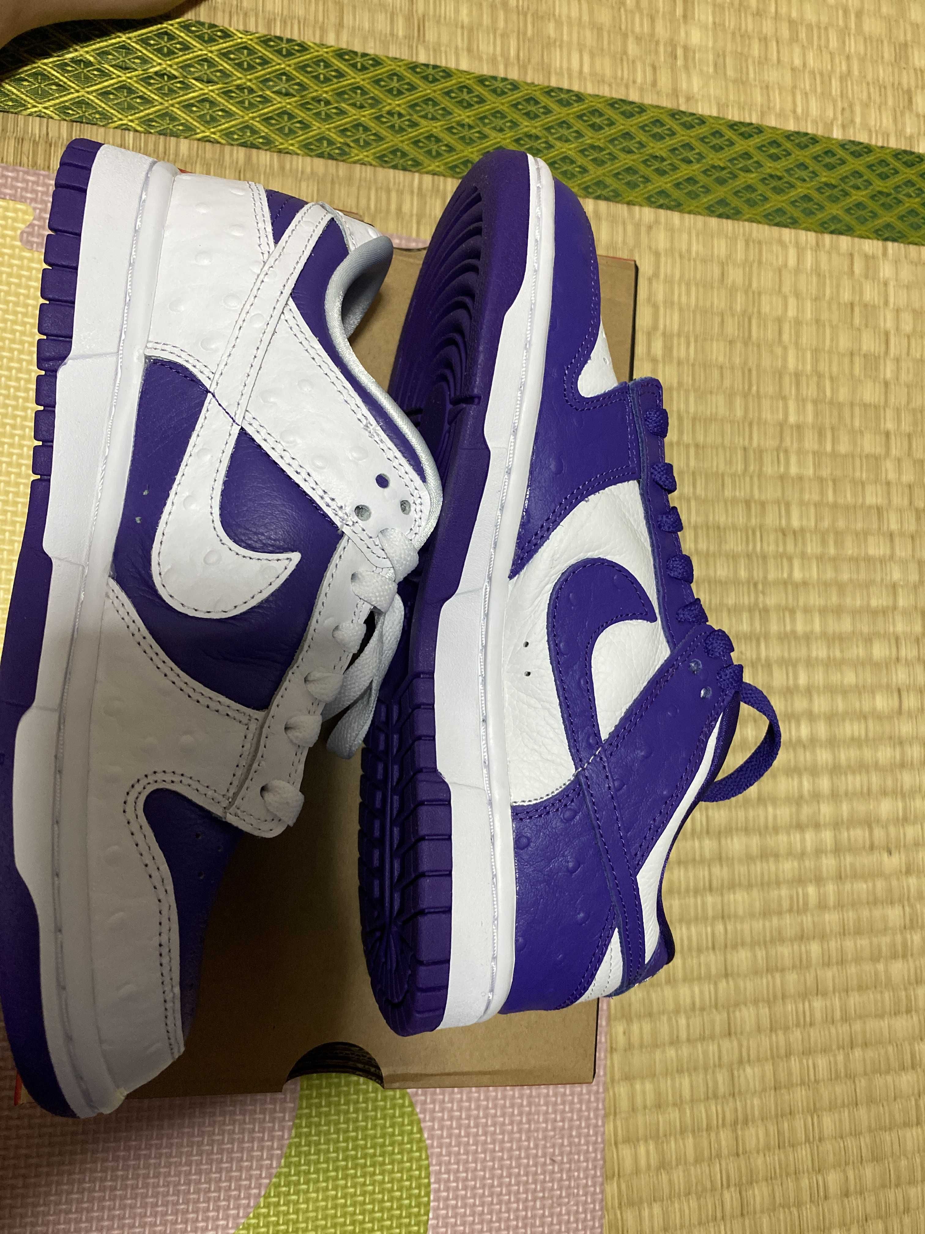 Nike Women's Dunk Low "Made You Look"