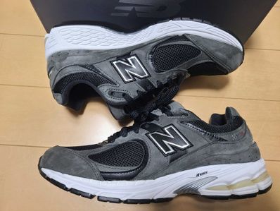 New Balance 2002R "Black/Gray"