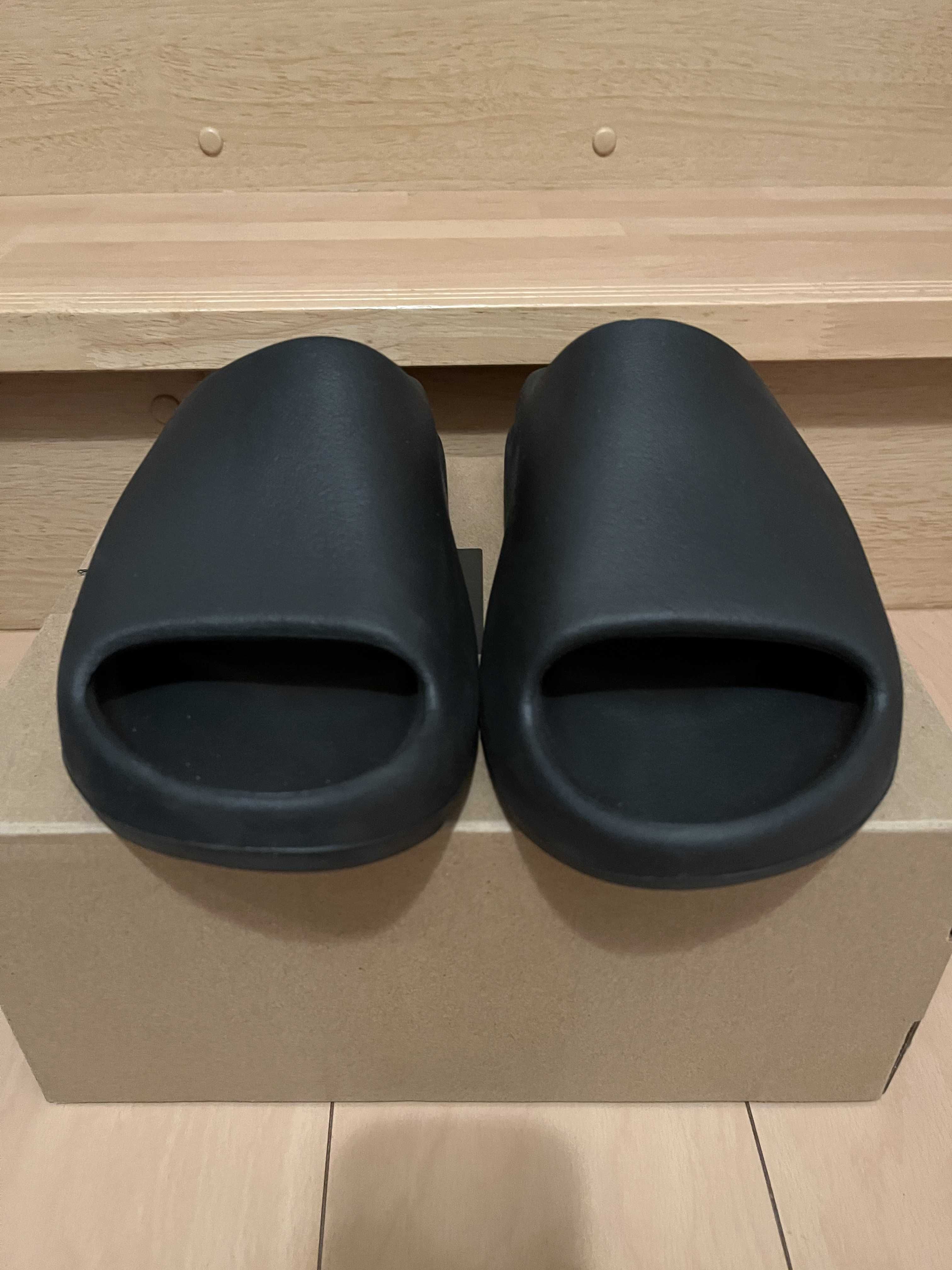 adidas YEEZY Slide "Onyx"