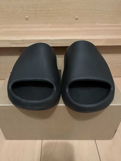 adidas YEEZY Slide "Onyx"