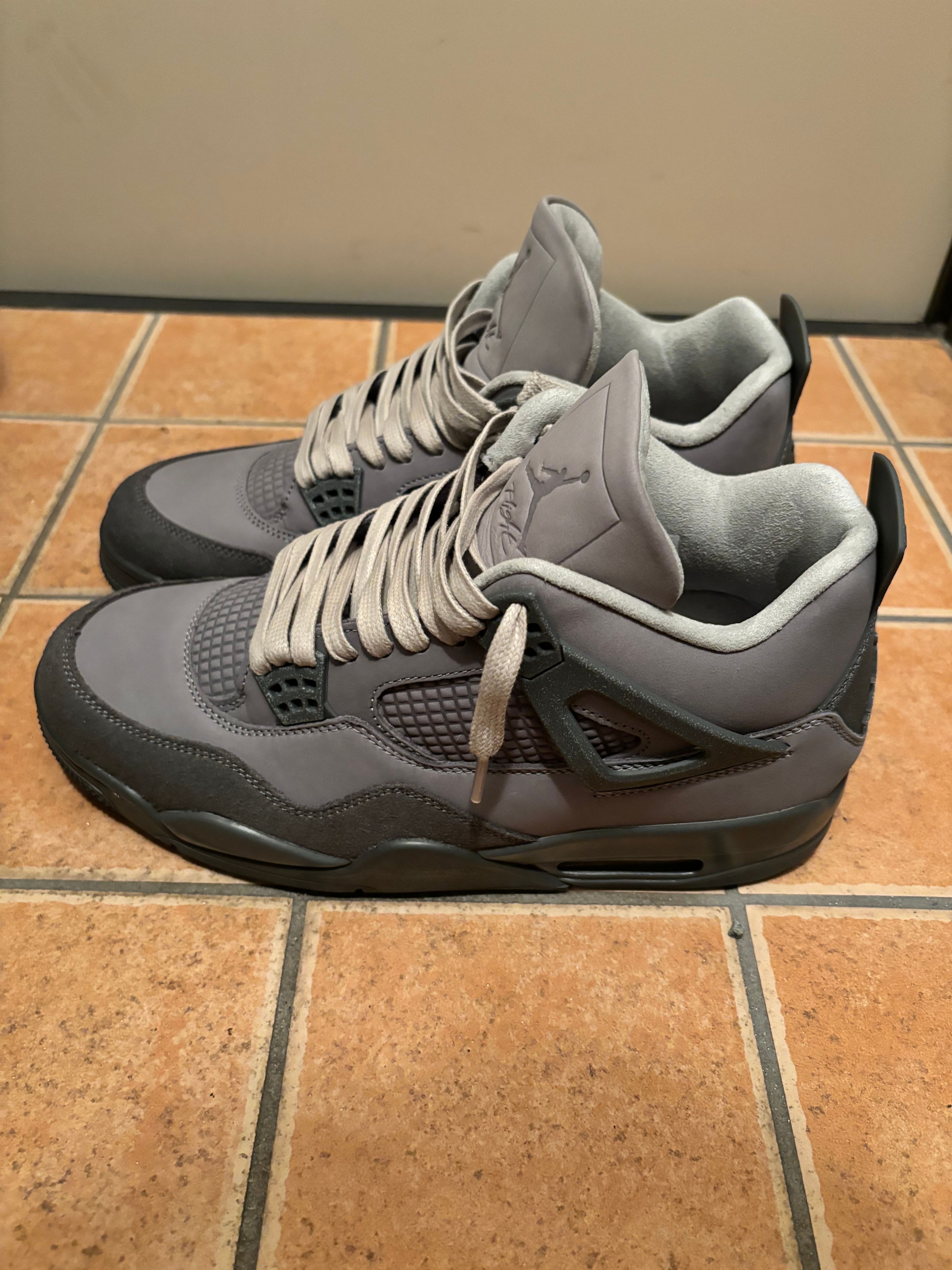 Nike Air Jordan 4 Retro SE "Wet Cement"