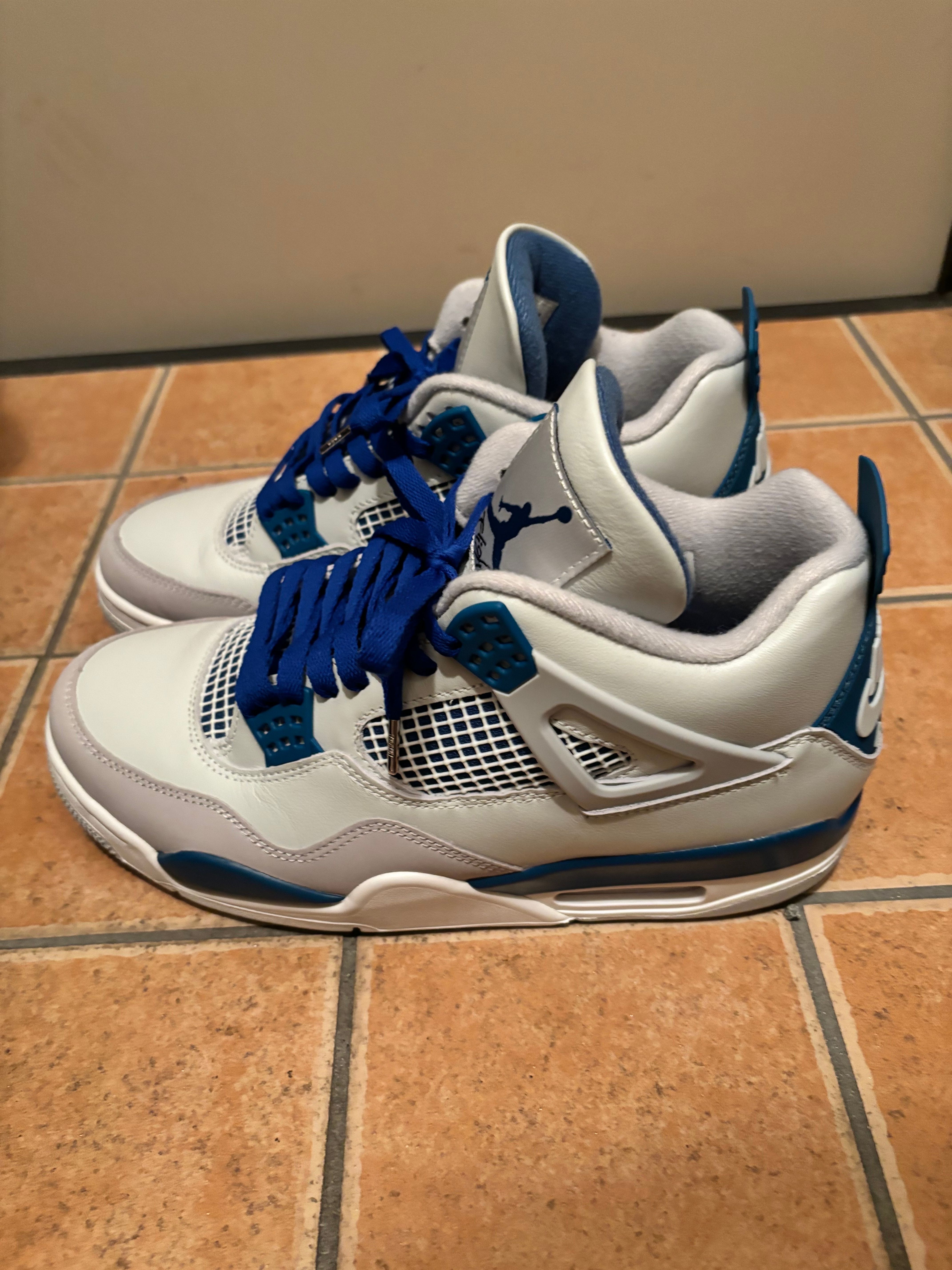 Nike Air Jordan 4 Retro "Industrial Blue"