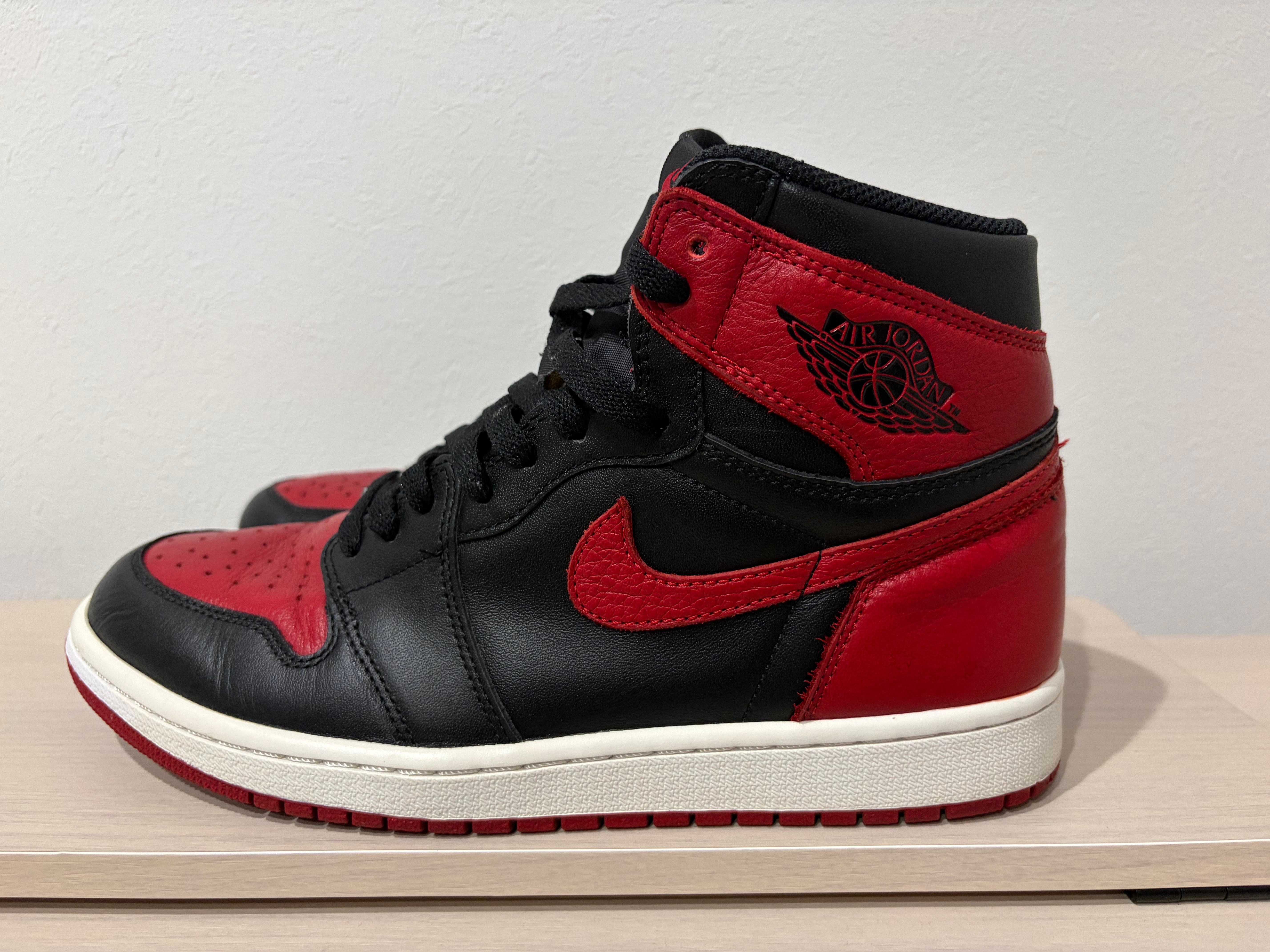 Nike Air Jordan 1 Retro High OG "Bred/Banned"