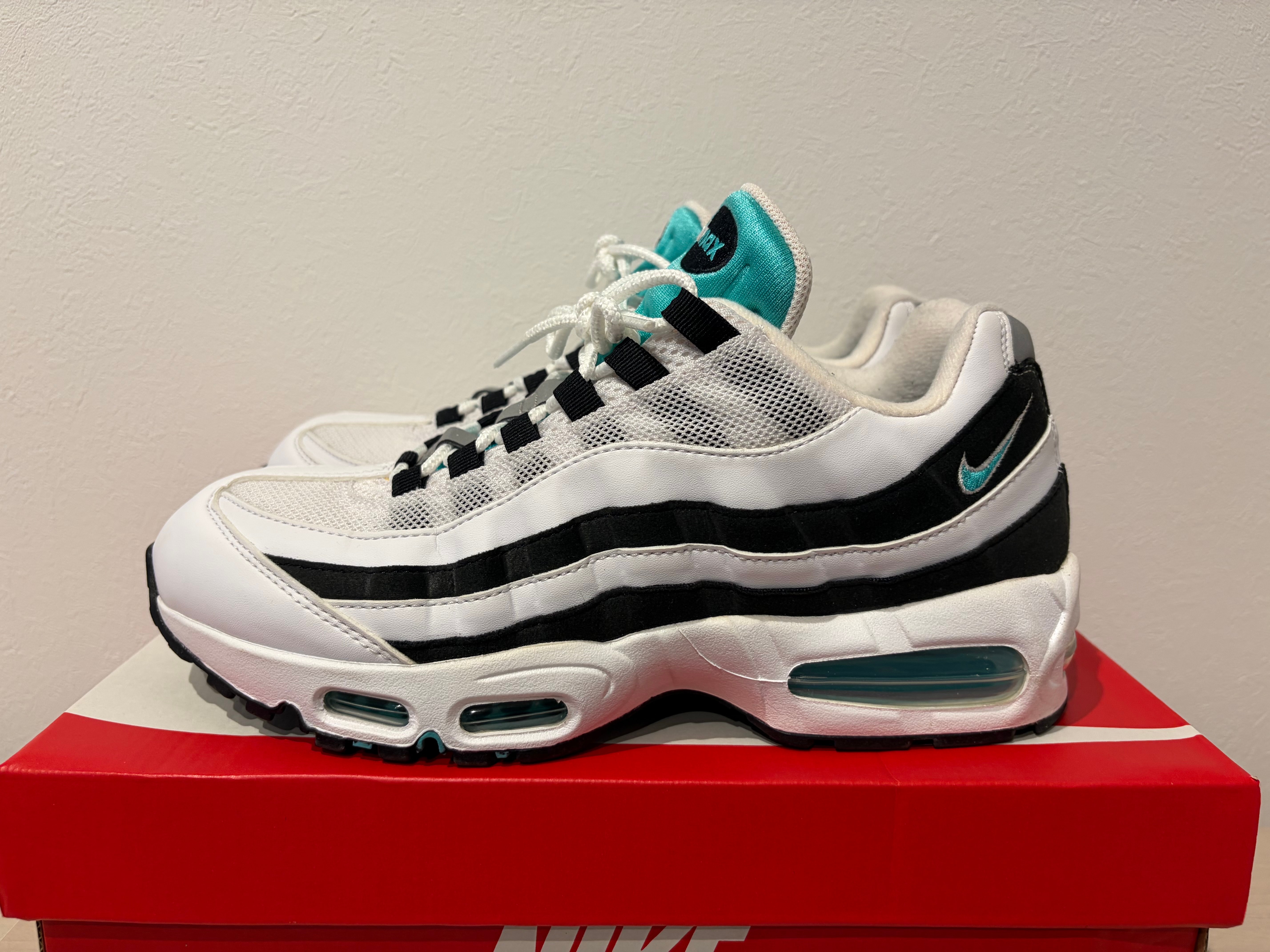 Nike Air Max 95 OG "White and Black"