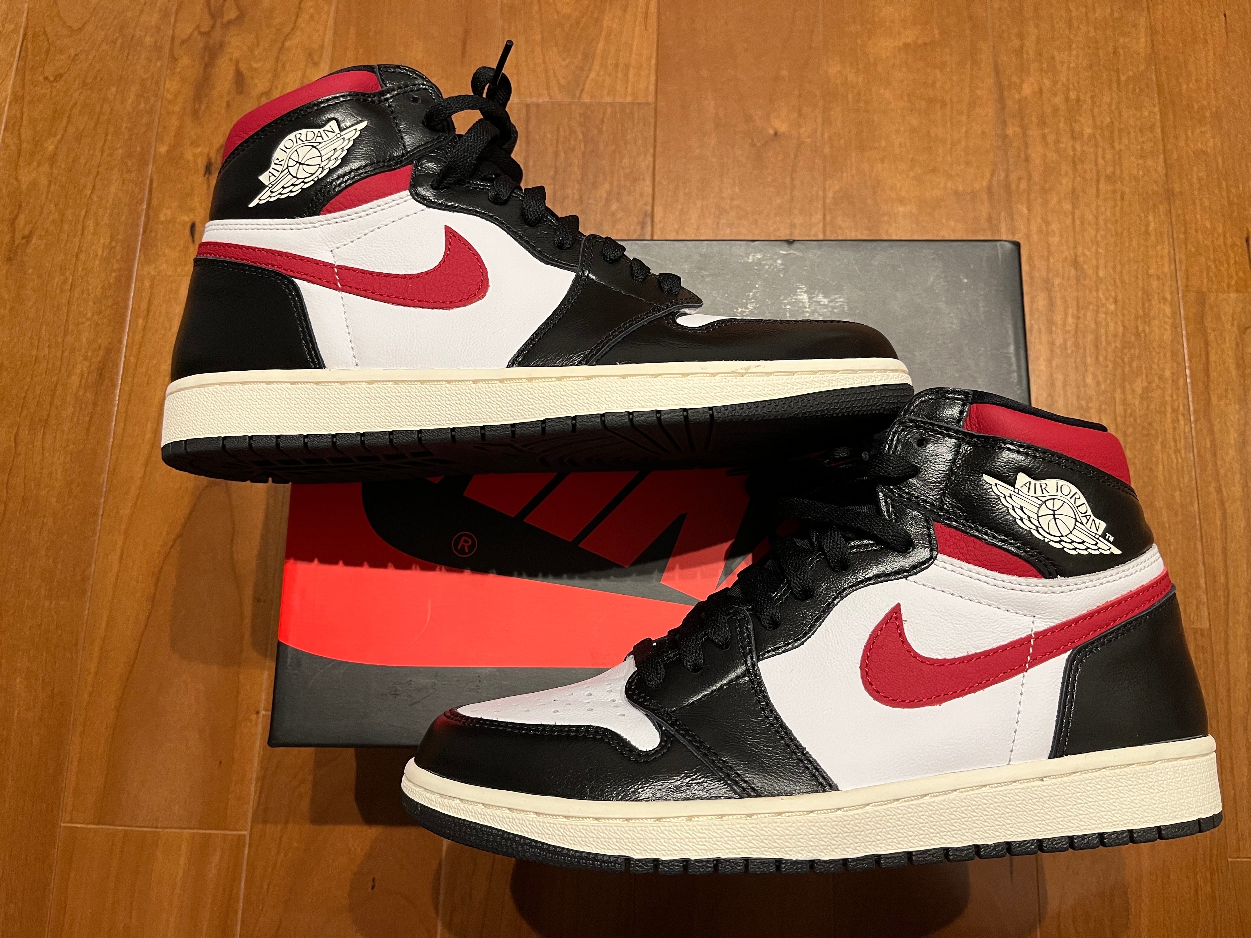 Nike Air Jordan 1 Retro High "Black/White/Sail/Gym Red"