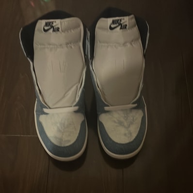 Nike Air Jordan 1 Retro High OG "Denim"