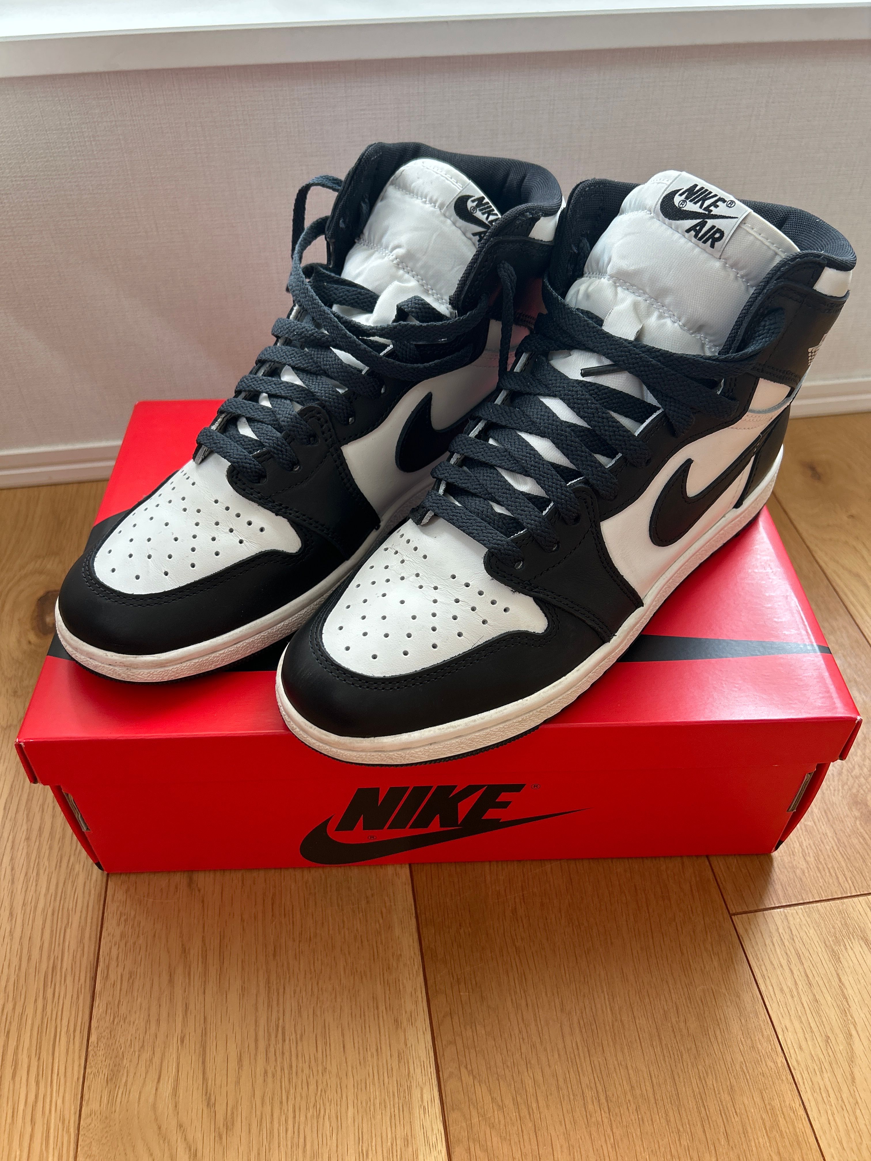 Nike Air Jordan 1 High '85 "Black/White"