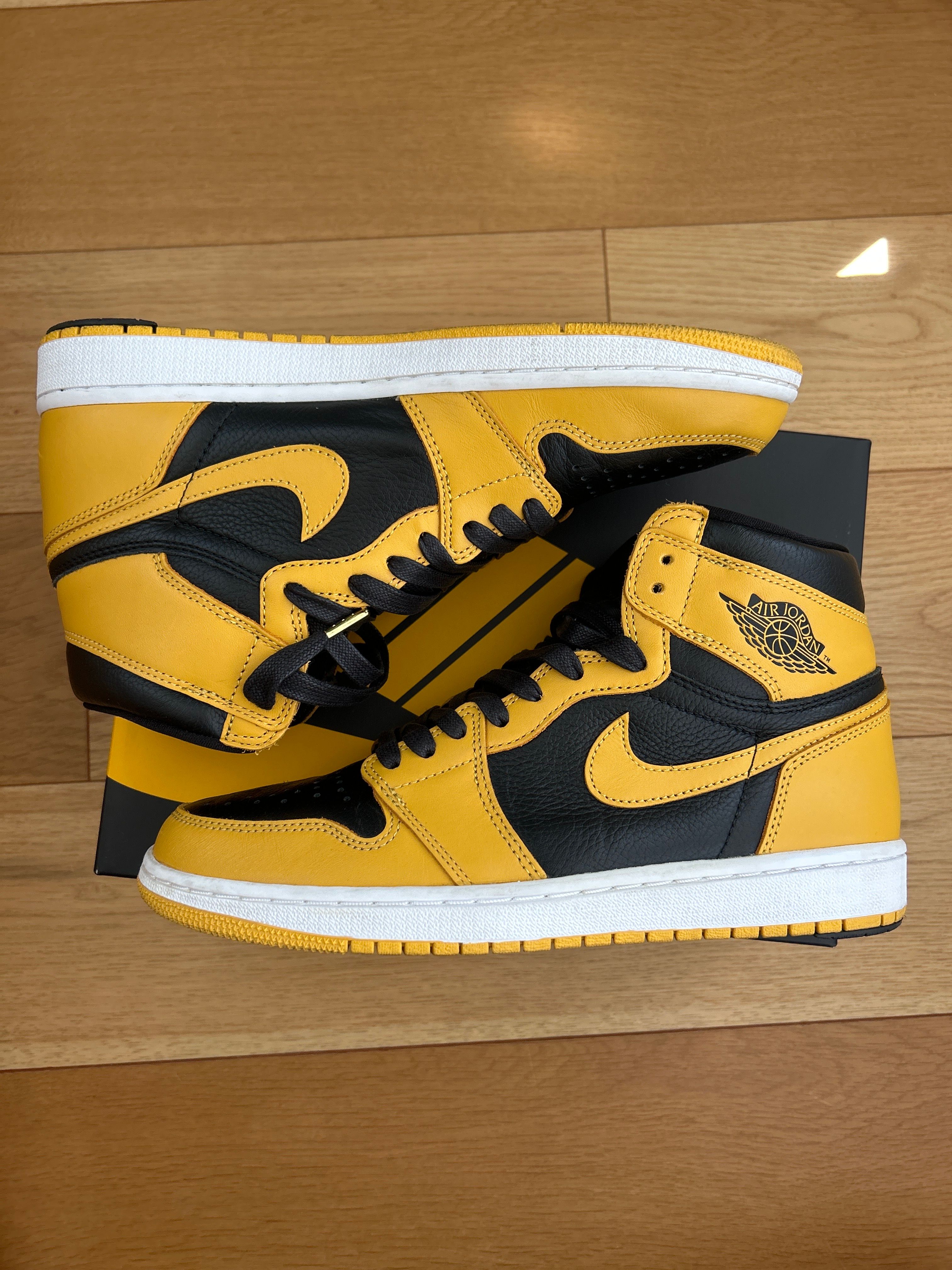 Nike Air Jordan 1 High OG "Pollen" 
