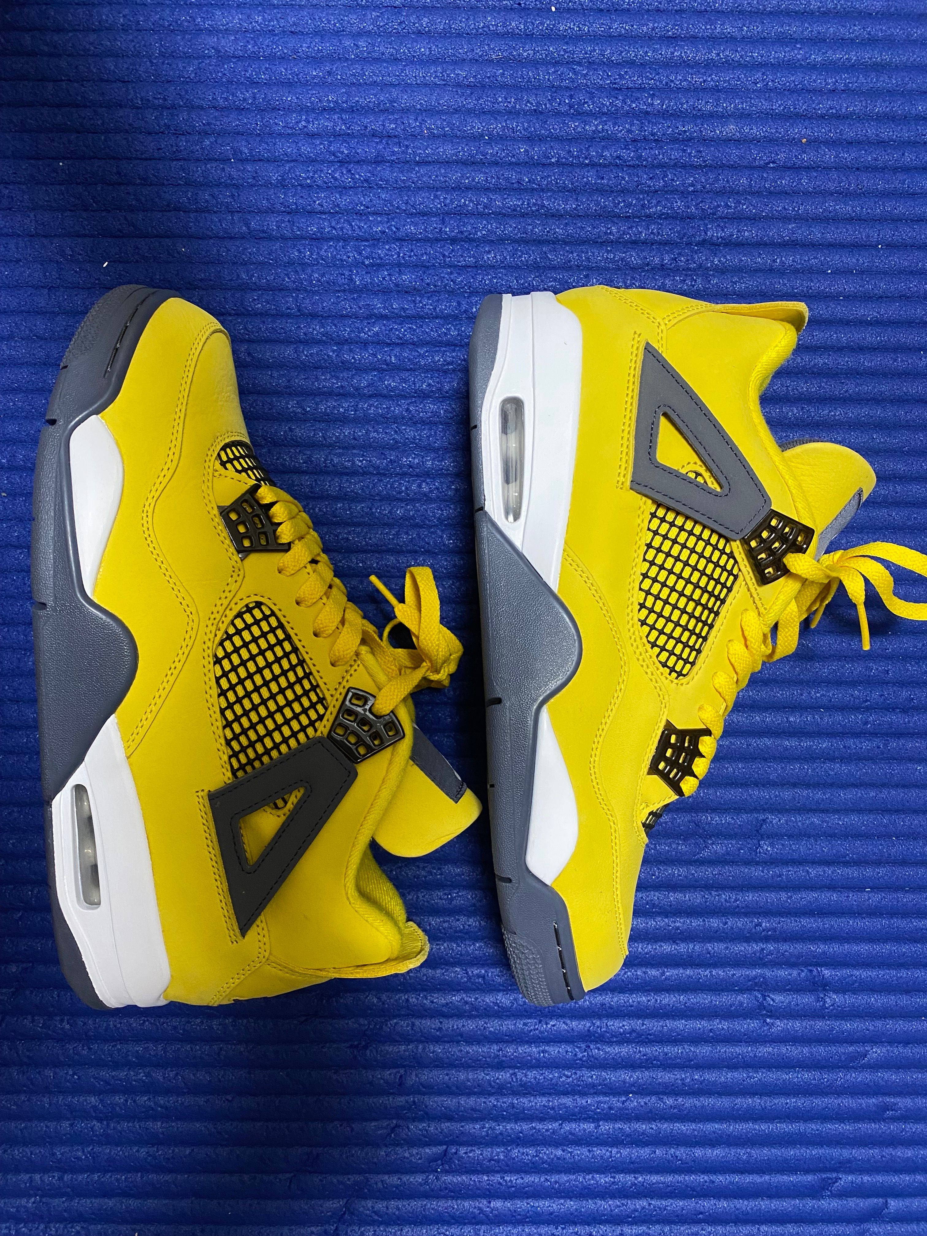 Nike Air Jordan 4 "Tour Yellow"