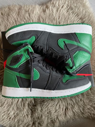 NIKE AIR JORDAN 1 RETRO HIGH OG GS "BLACK/PINE GREEN"