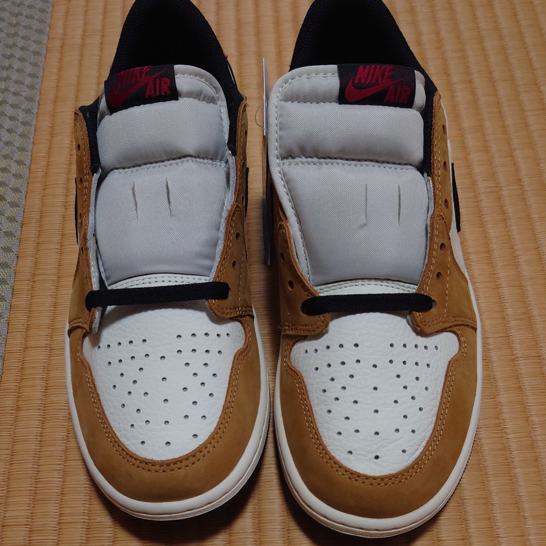 Nike Air Jordan 1 Low OG "Rookie of the Year/Sail and Golden Harvest"