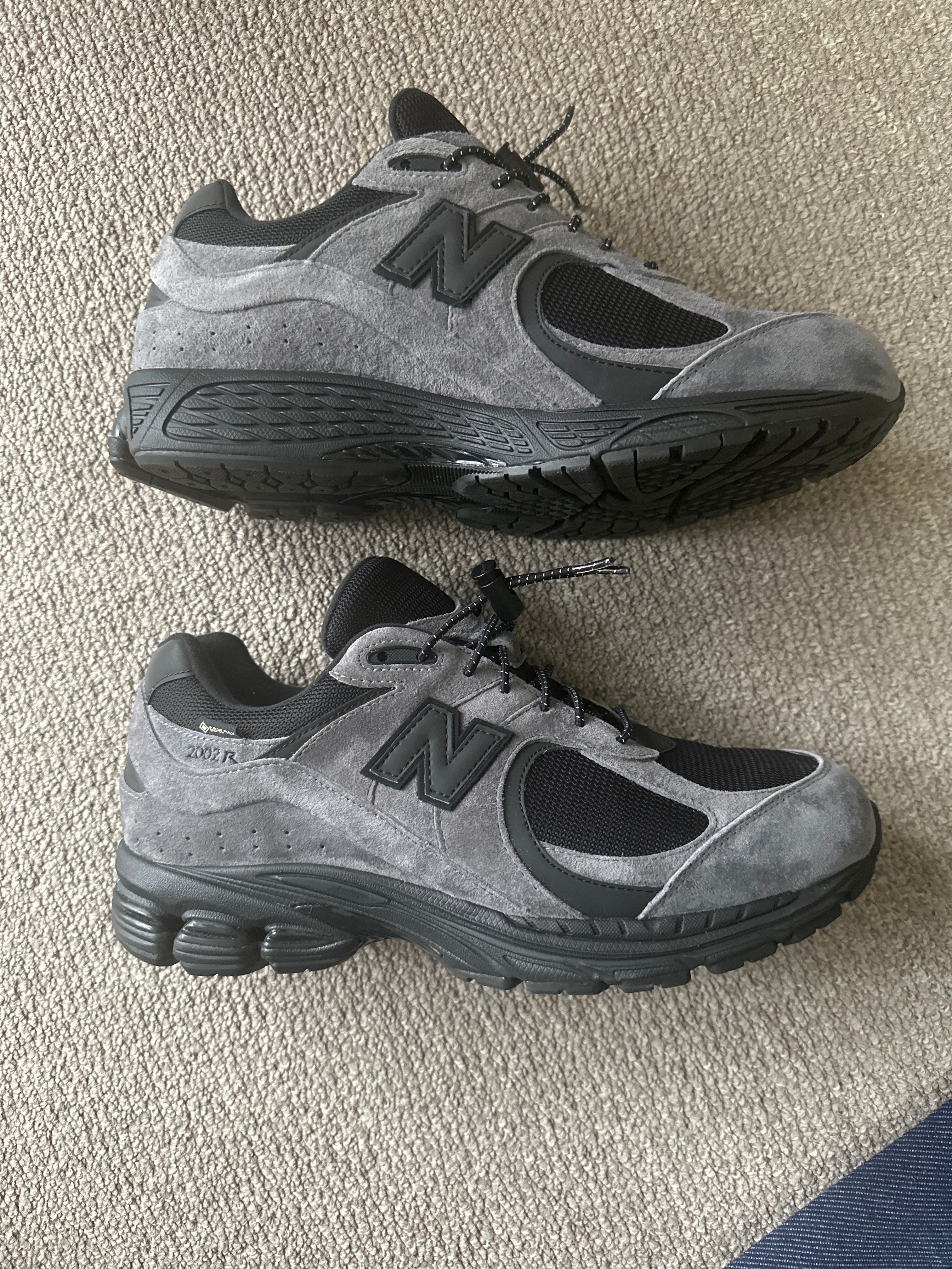 JJJJound × New Balance 2002R GORE-TEX "Charcoal" M2002RXZ
