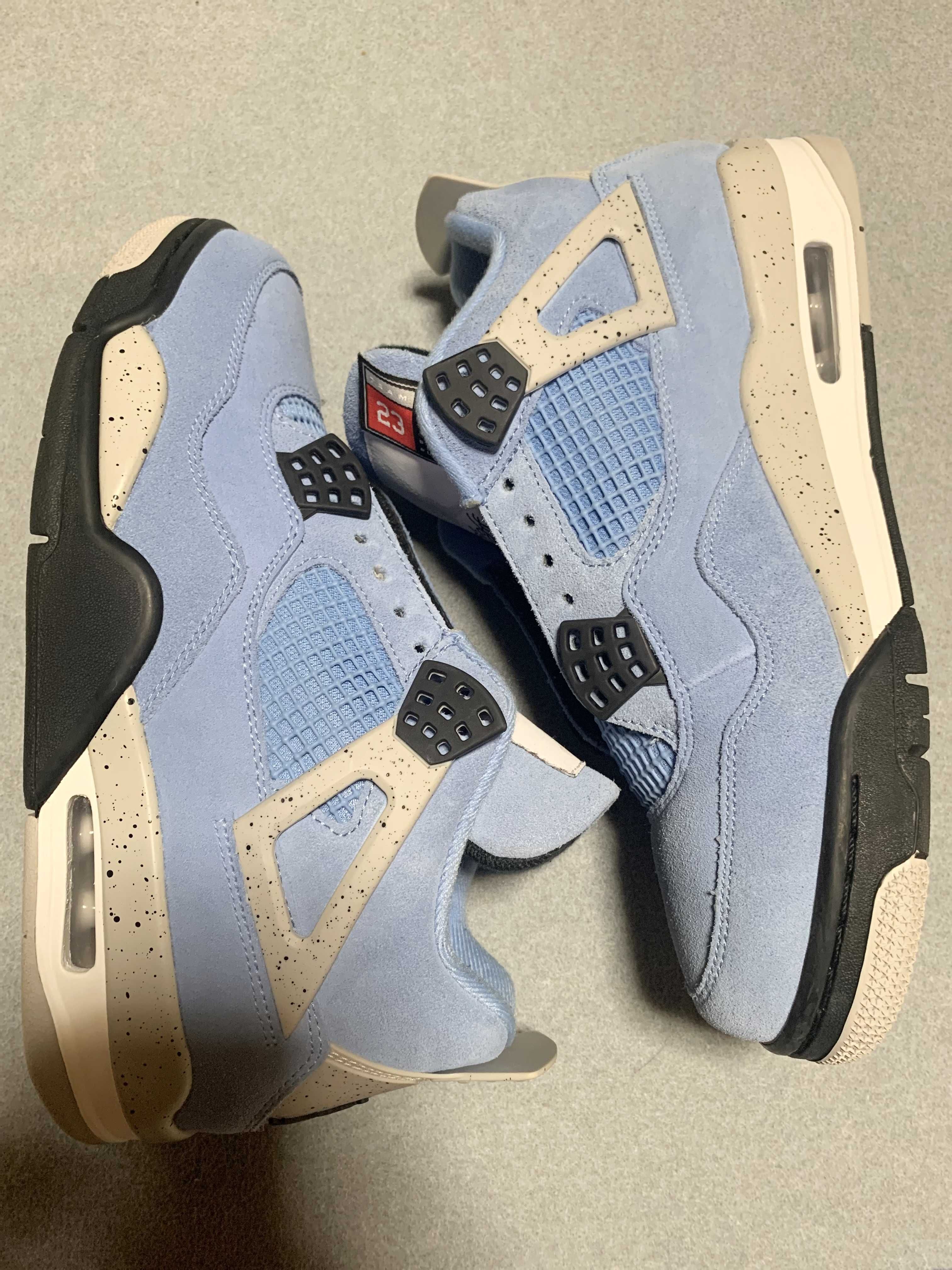 Nike Air Jordan 4 "University Blue"