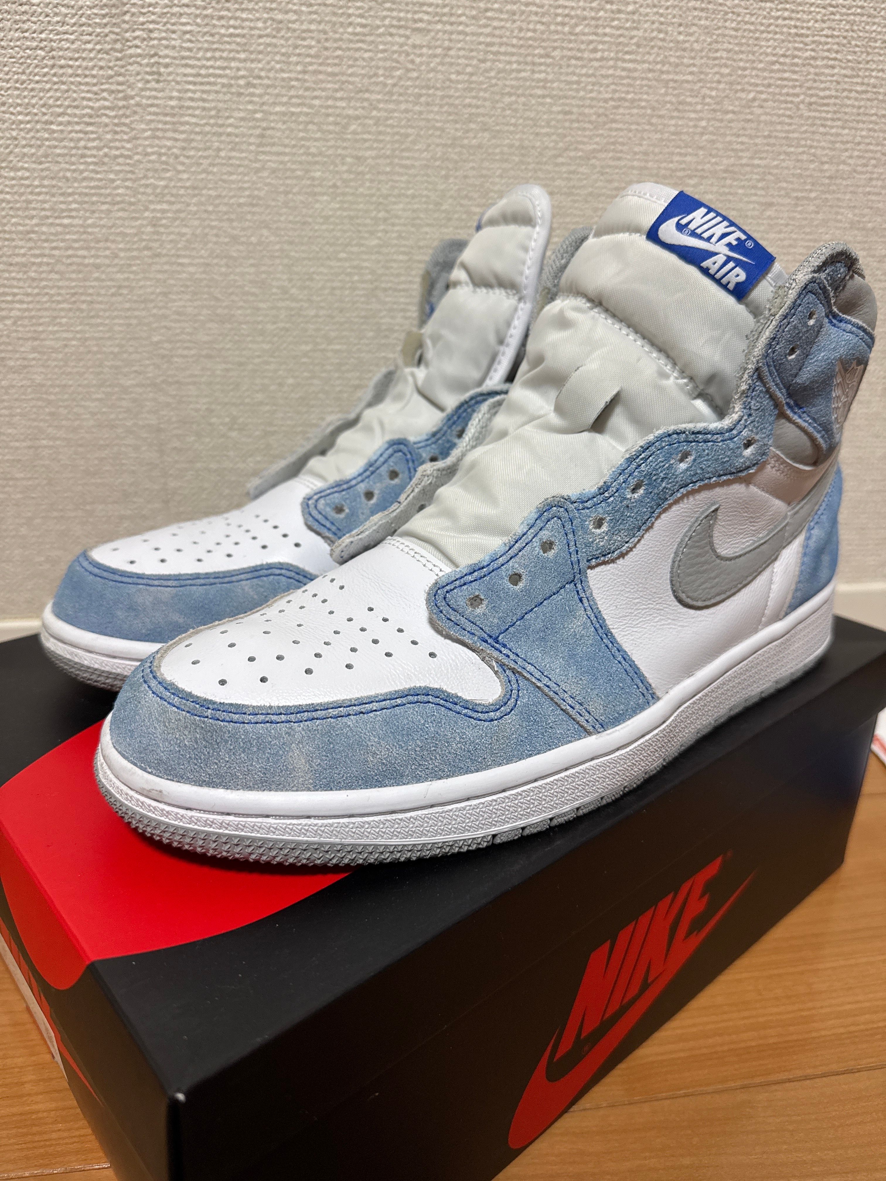 Nike Air Jordan 1 High OG "Hyper Royal"