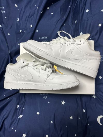 NIKE Women's AIR JORDAN 1 LOW "WHITE"