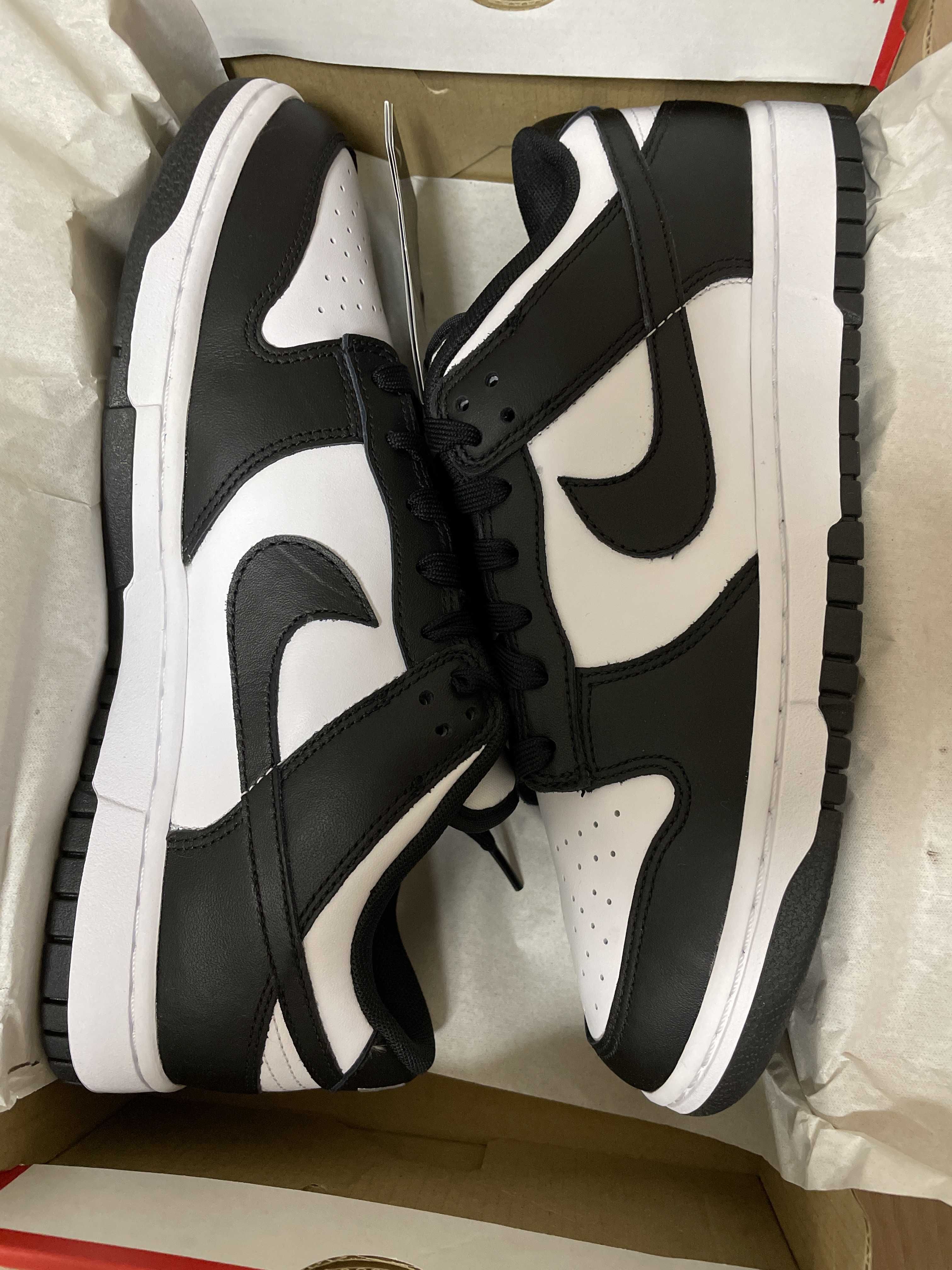 Nike Dunk Low Retro "Panda/White/Black"