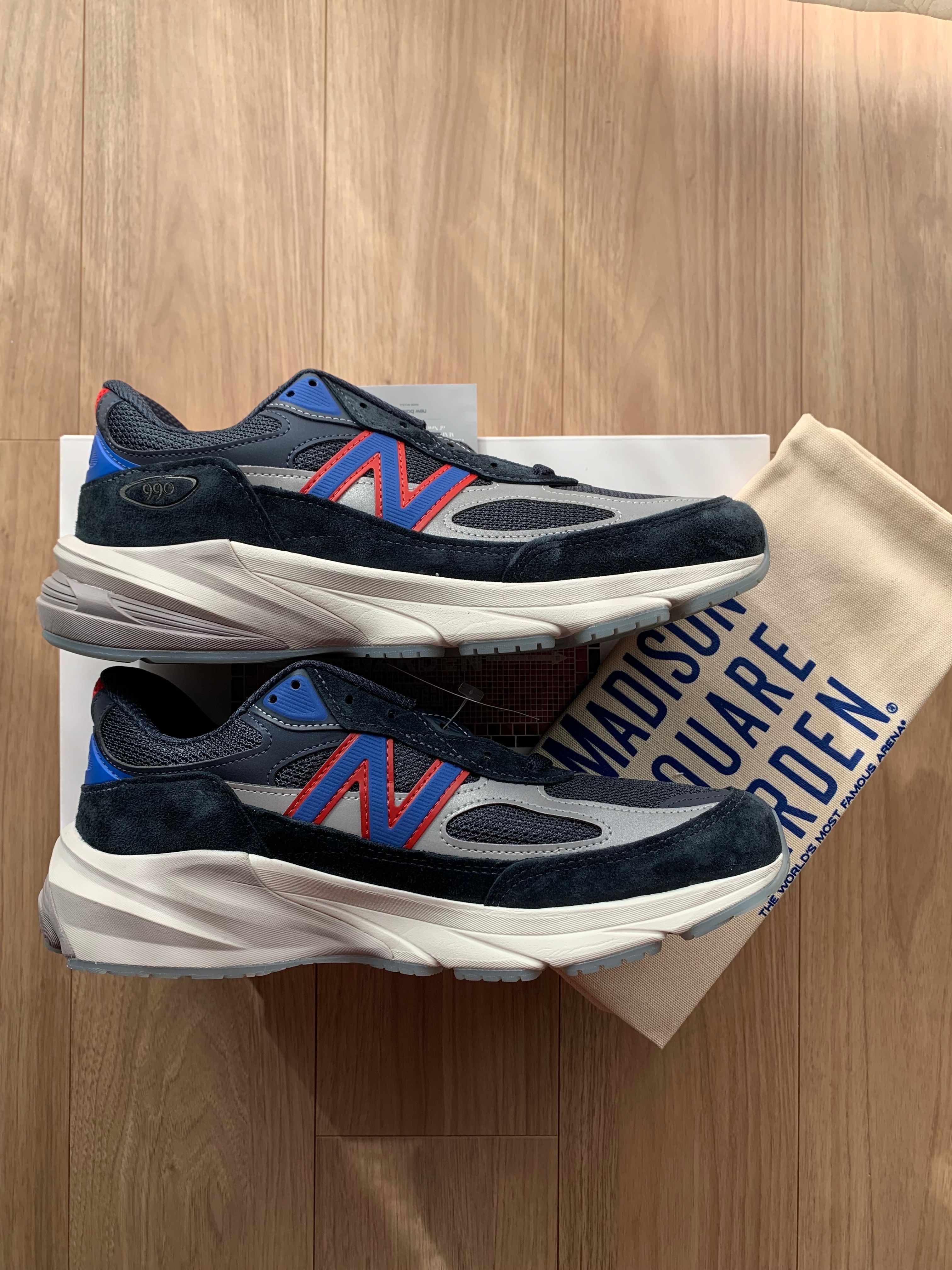 KITH × New Balance 990V6 Madison Square Garden "Navy"