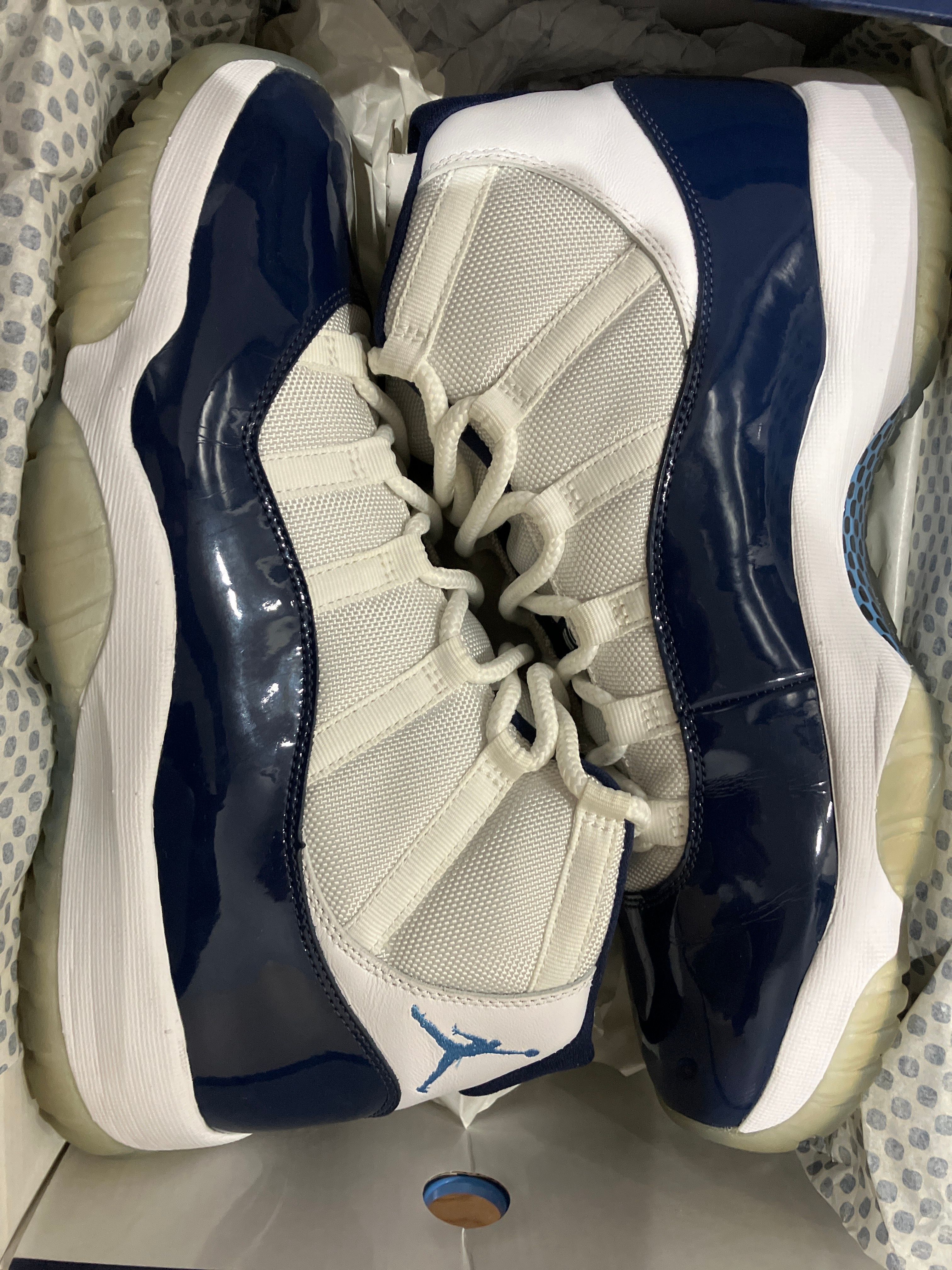 Nike Air Jordan 11 Retro "UNC Win Like 82"